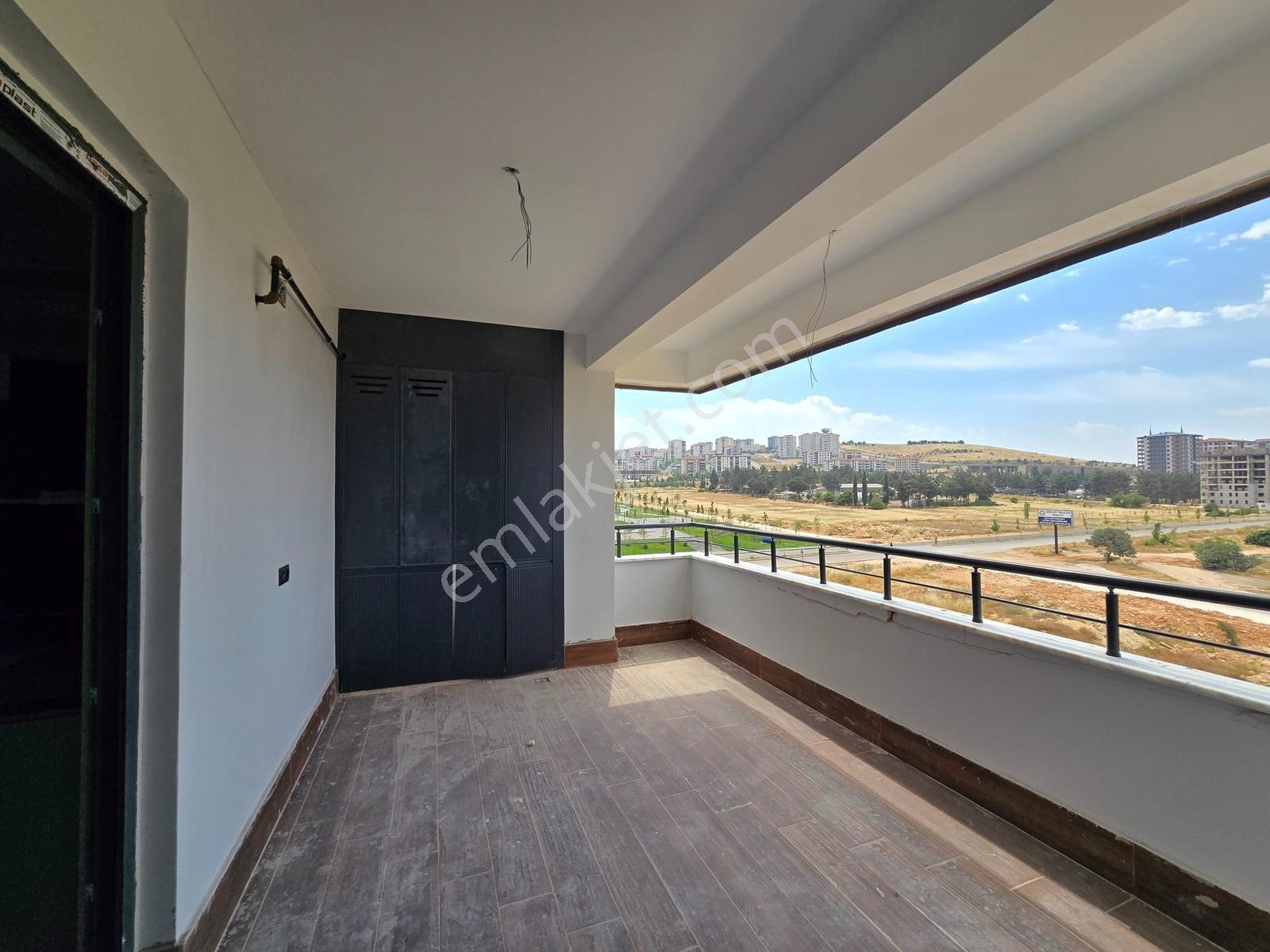 Alpaslan'da Park Cepheli Ultra Lüx Satılık 2+1 Daire