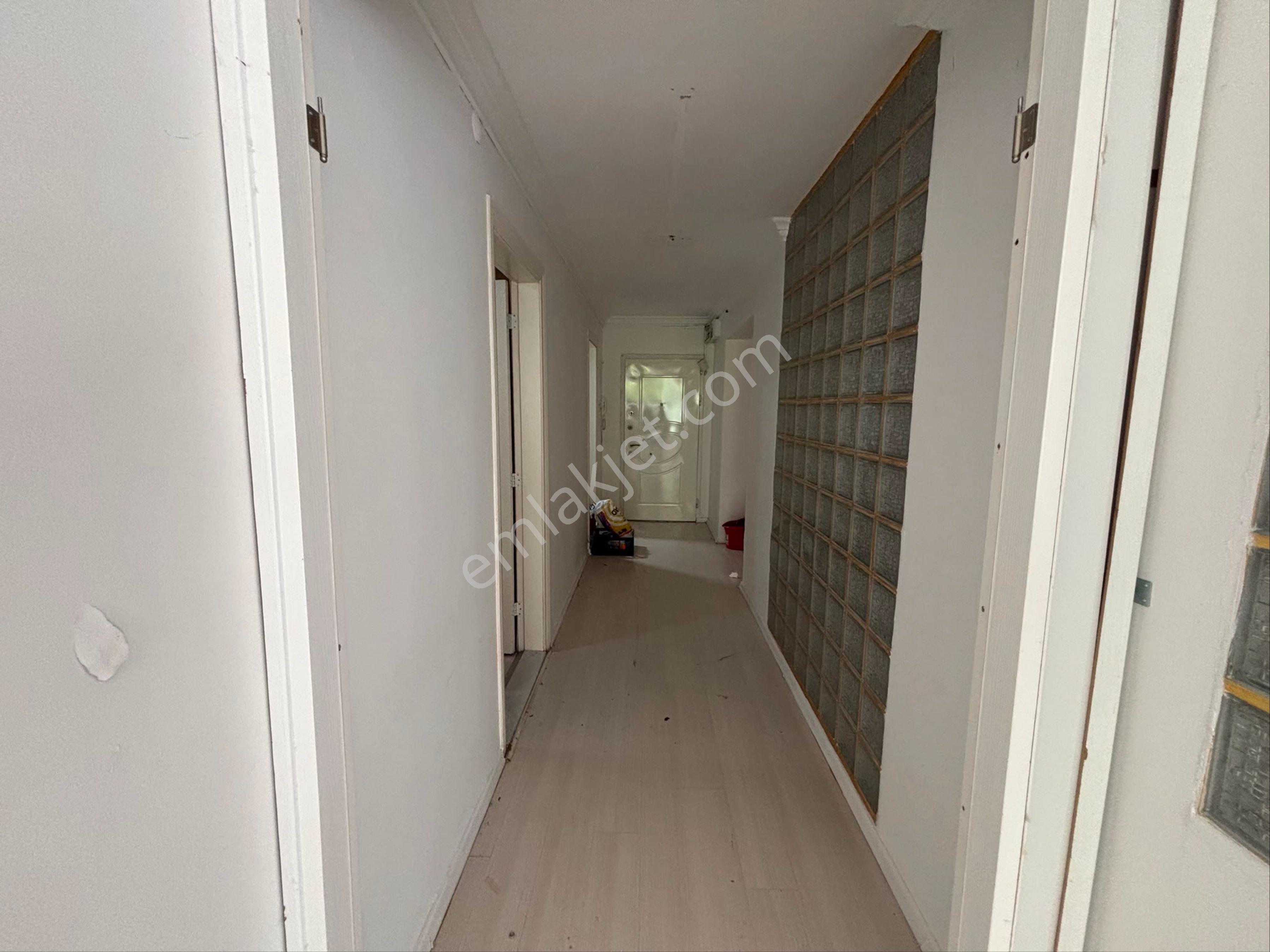 Alsancak Şair Eşref Bulvarı Üzerinde 1.kat Kiralık İşyeri /büro - Görsel 7