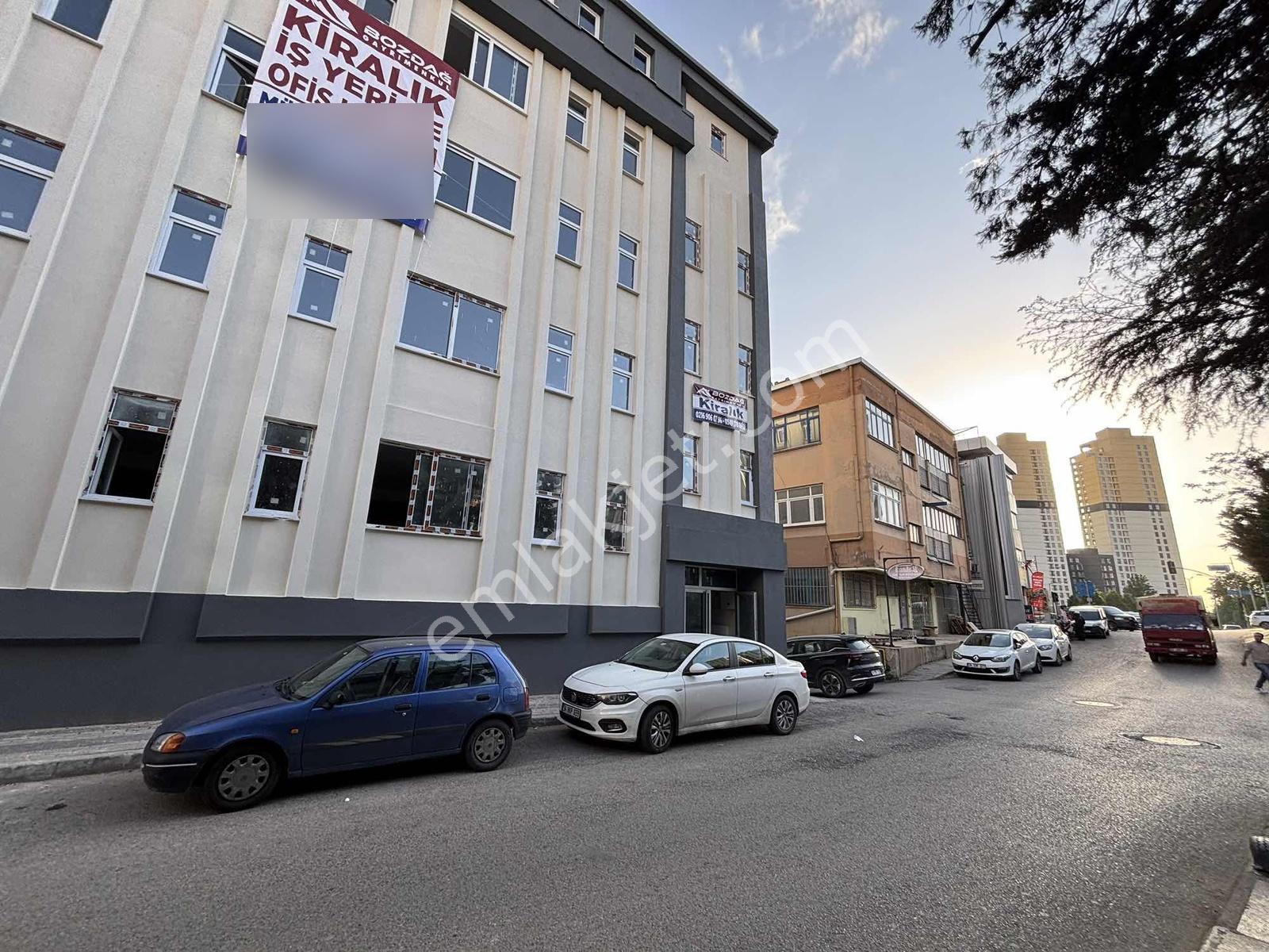 Kartal E5'e Yakın Merkezi Konum 350m Kiralık İşyeri Ofis Katları - Görsel 18