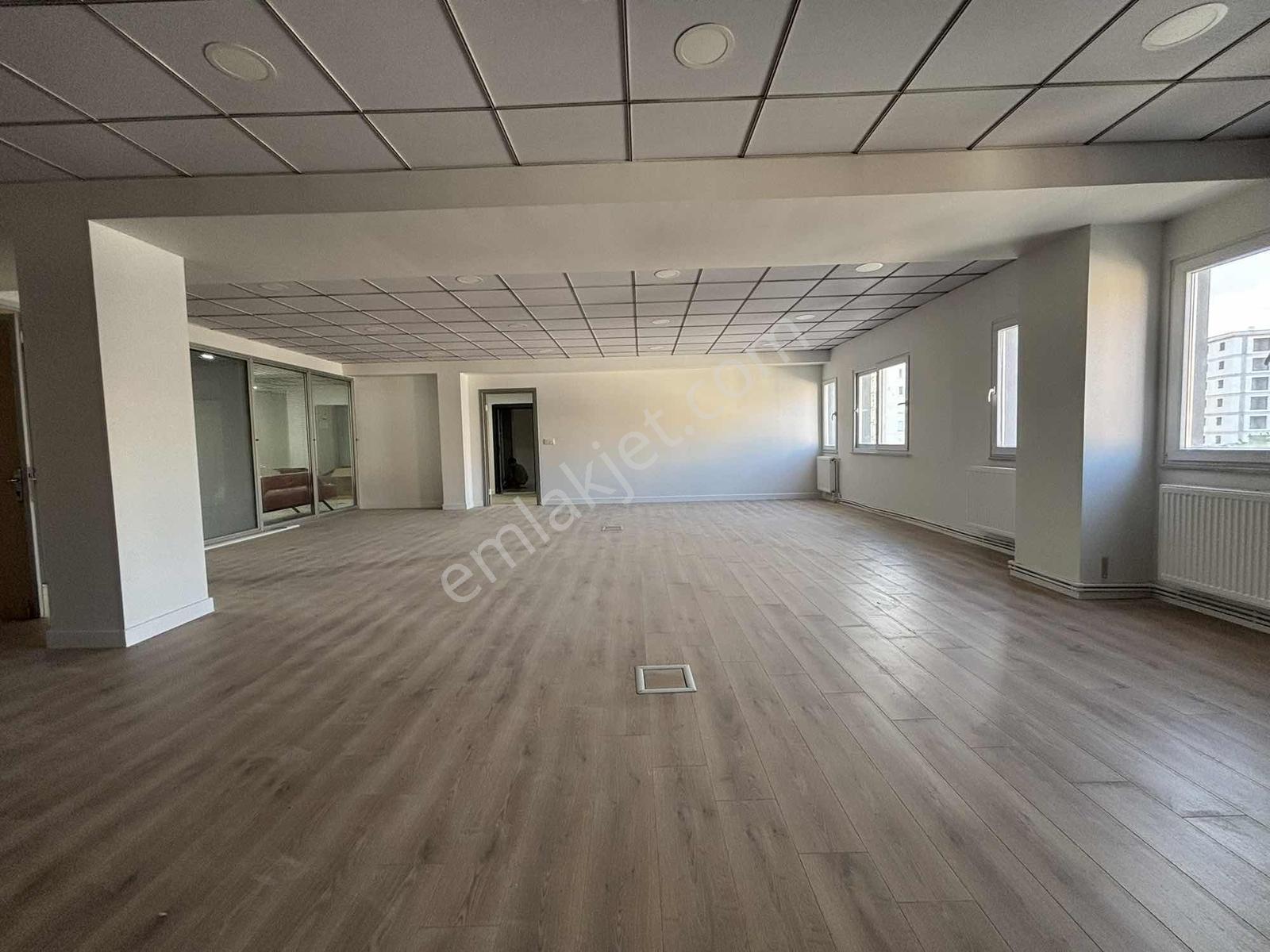 Kartal E5'e Yakın Merkezi Konum 350m Kiralık İşyeri Ofis Katları - Görsel 27