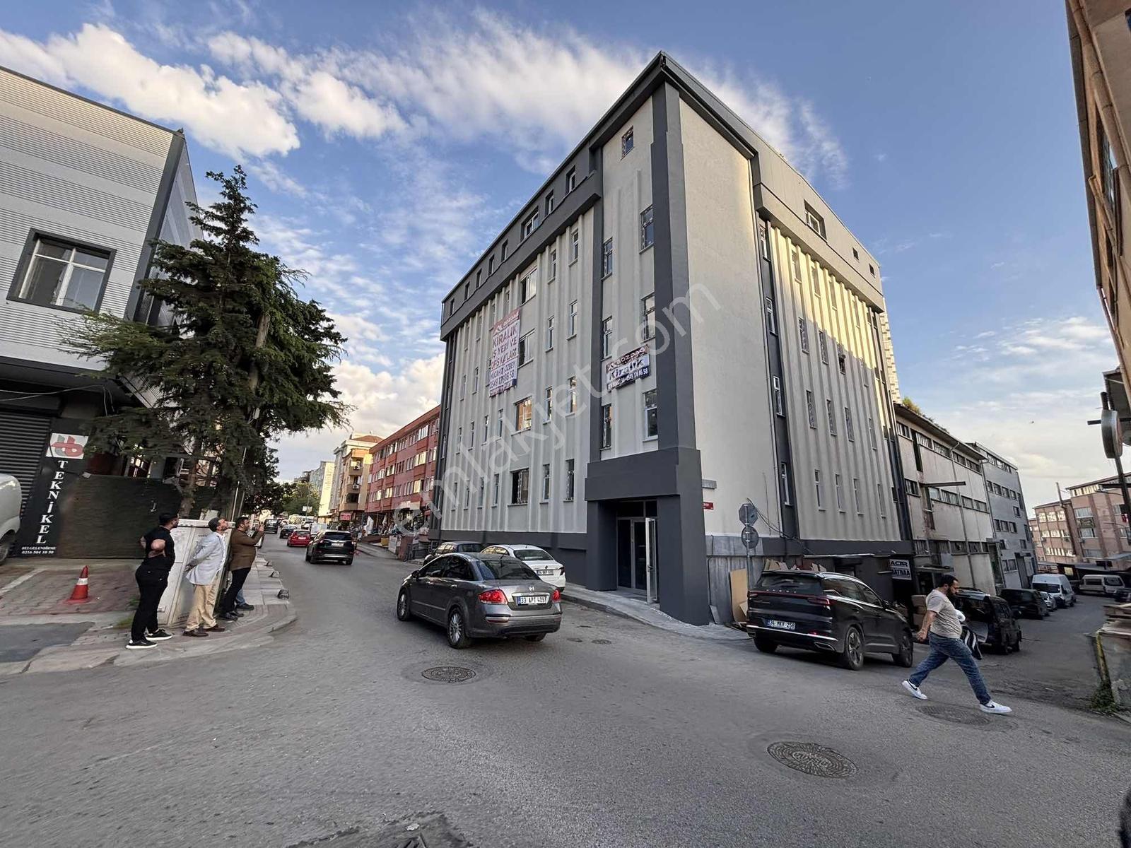 Kartal E5'e Yakın Merkezi Konum 350m Kiralık İşyeri Ofis Katları - Görsel 20