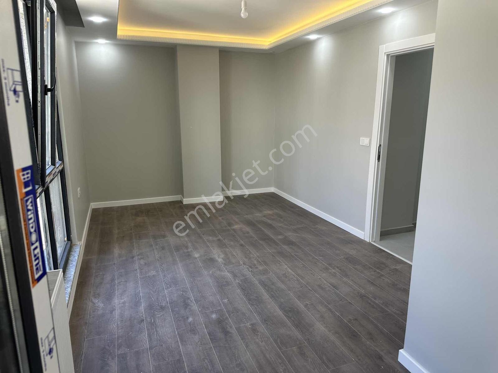 A.dudullu Da Sinpaş Central Lıfe Komşu E.banyolu Kiralık 2+1