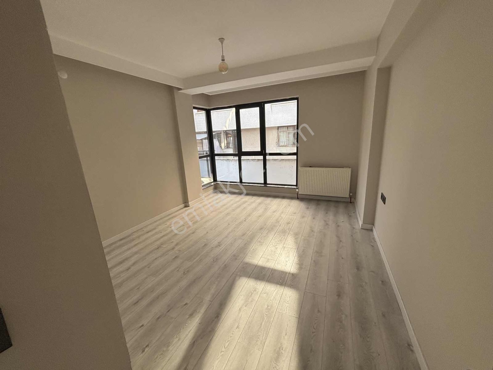 Kuttaş!tan Emek Metro Karşısı 2+1 Katta 70 M2 - Görsel 6