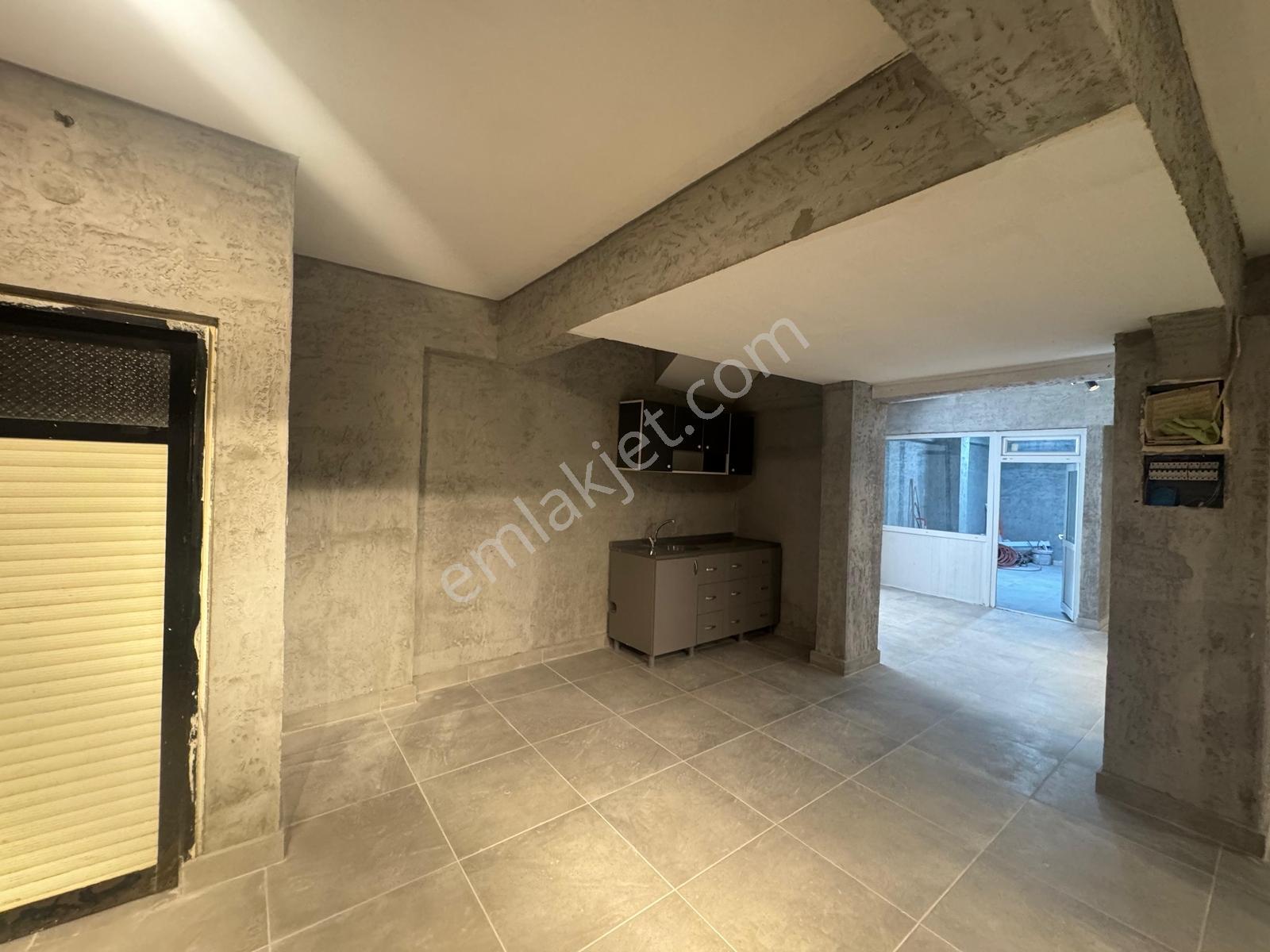 Kr Neo'dan Çarşamba'da Cadde Üzerinde Kiralık İşyeri - Görsel 18