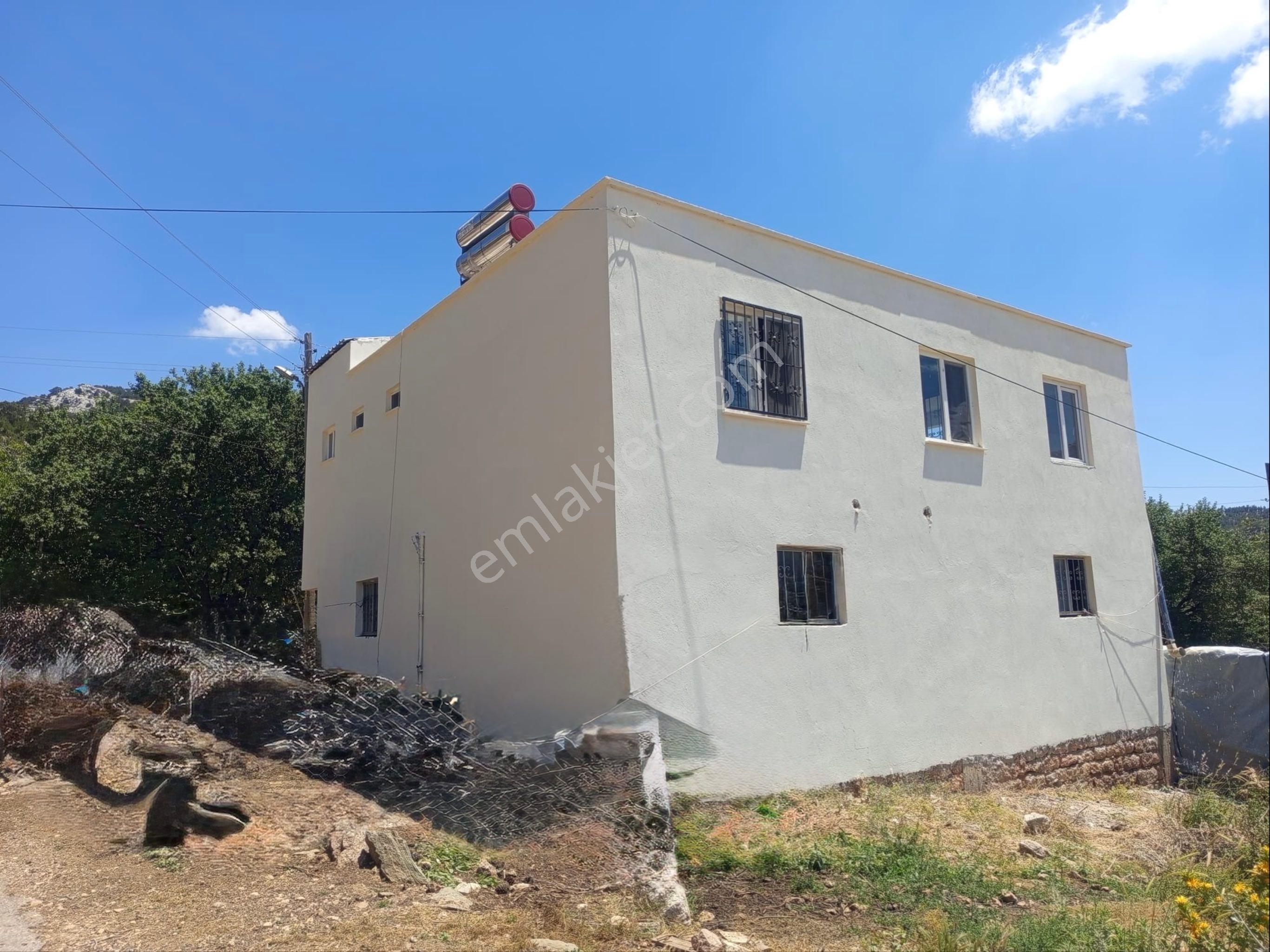 Türe Gayrimenkulden Gülnar Dedeler Mahallesi Evranlı Mevkisinde Satılık İki Katlı Bina - Görsel 9