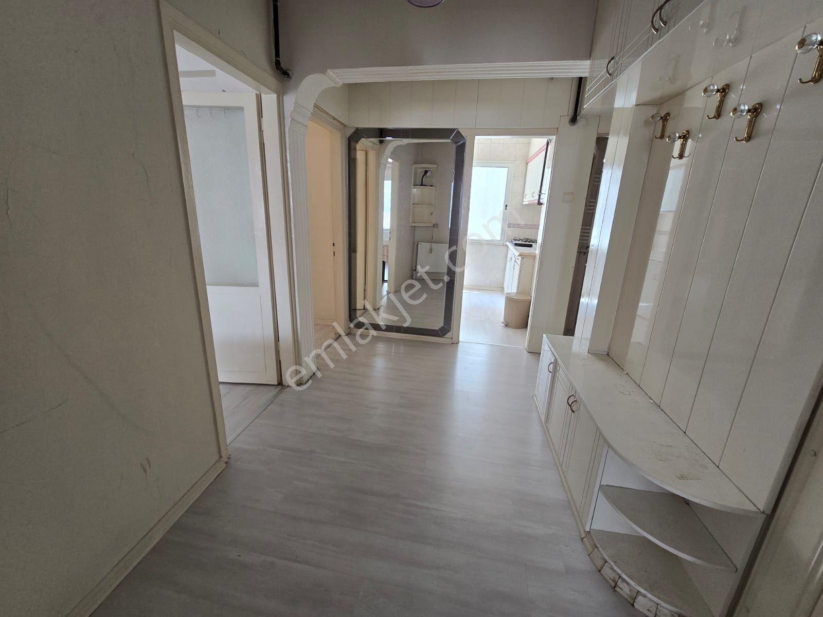 Balçovada Metro Yakını D.gazlı Eşyalı Kiralık 2+1daire - Görsel 26