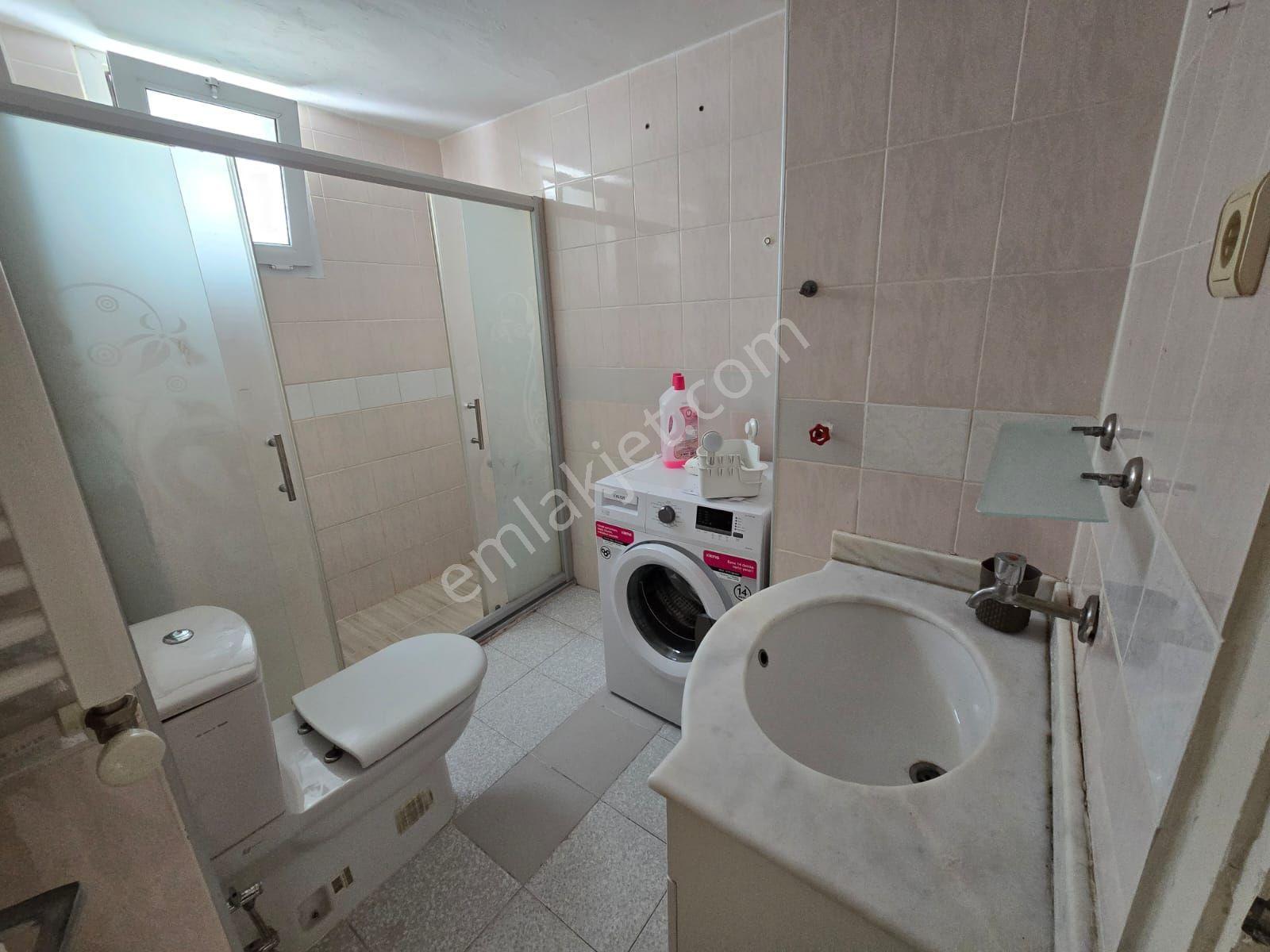 Balçovada Metro Yakını D.gazlı Eşyalı Kiralık 2+1daire - Görsel 15