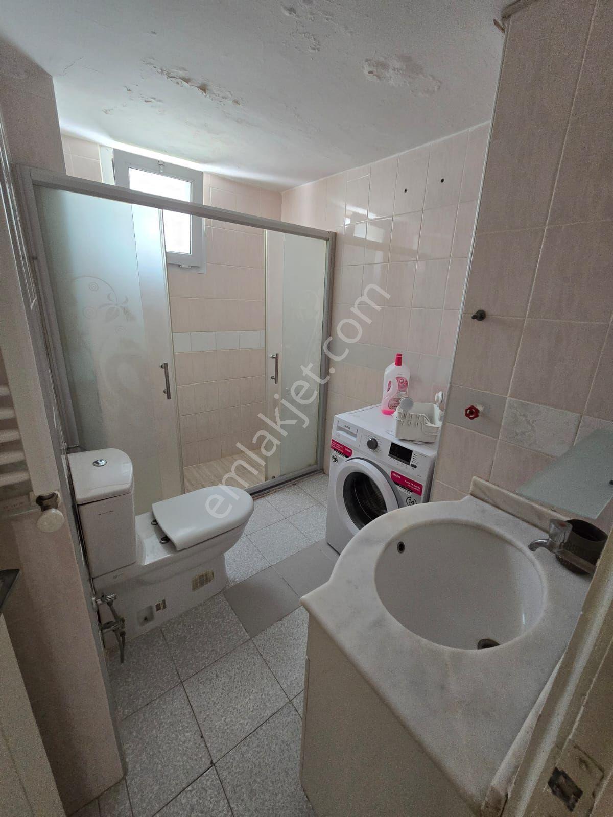 Balçovada Metro Yakını D.gazlı Eşyalı Kiralık 2+1daire - Görsel 29