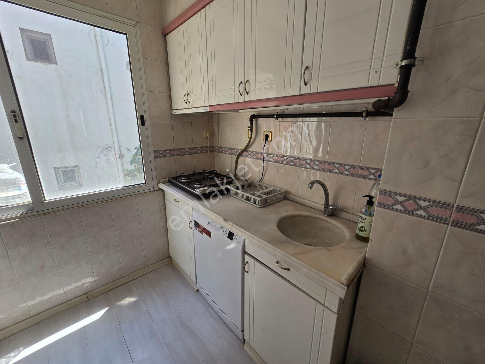 Balçovada Metro Yakını D.gazlı Eşyalı Kiralık 2+1daire - Görsel 30