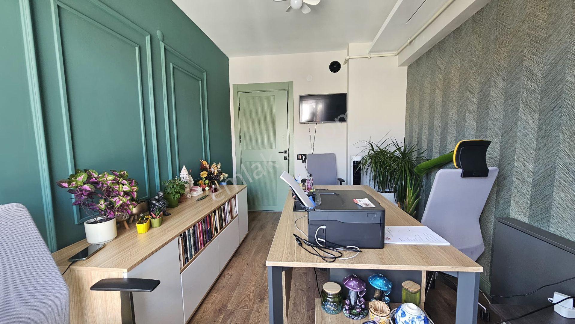Kütahya Meydan Mahallesi'nde Satılık Modern 1+1 Daire