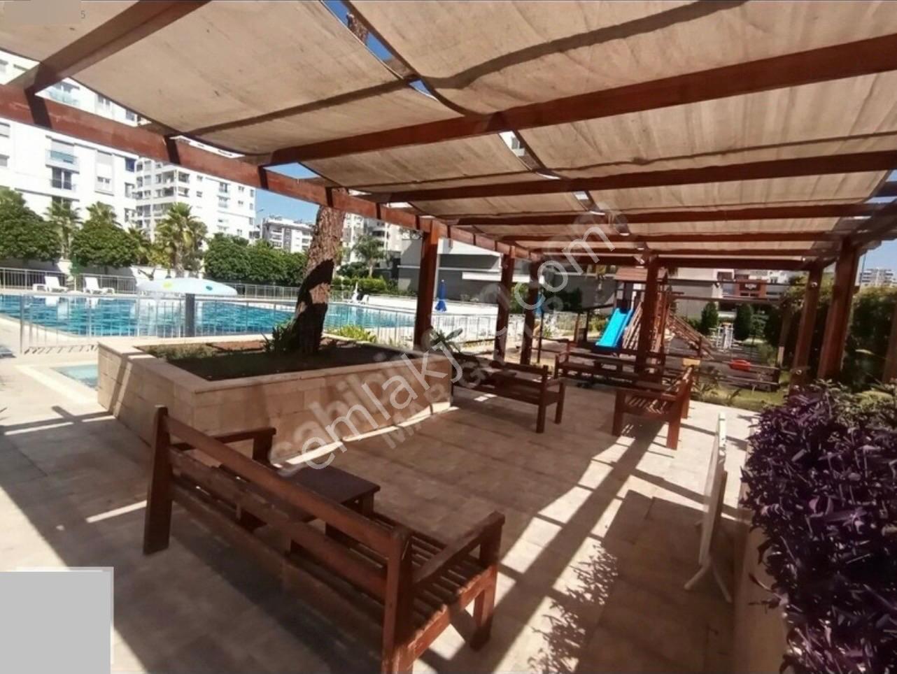 Antalya Konyaaltı Uncalı Mahallesinde Güvenlikli Havuzlu Site İçinde Doğalgaz Kombili 3+1 Daire - Görsel 31
