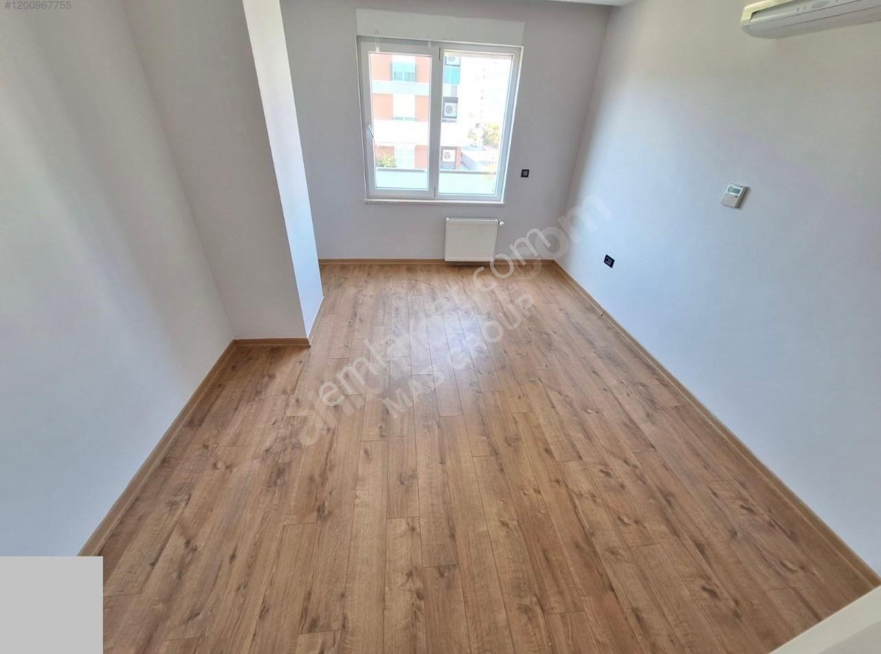 Antalya Konyaaltı Uncalı Mahallesinde Güvenlikli Havuzlu Site İçinde Doğalgaz Kombili 3+1 Daire - Görsel 17