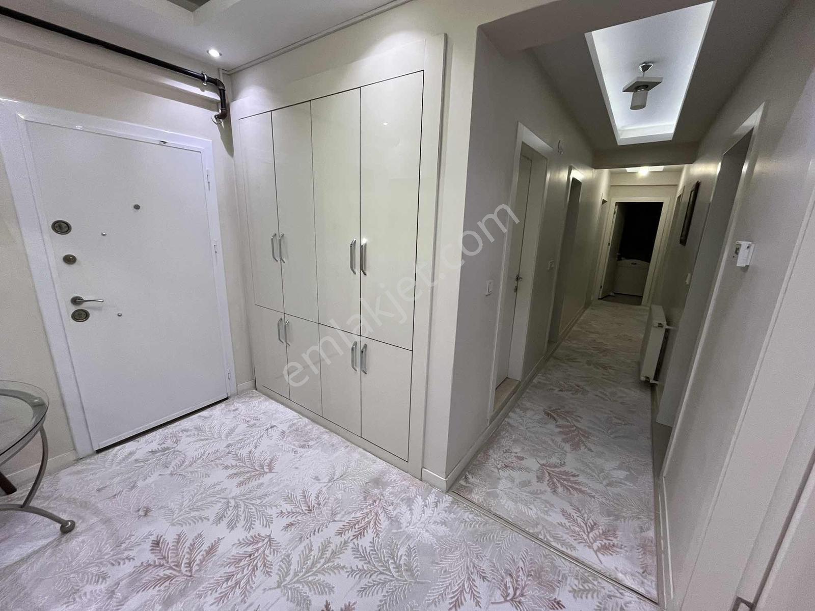 Su Emlak'tan Satılık Geniş 4+1 Manzaralı Arakat Daire - Görsel 24
