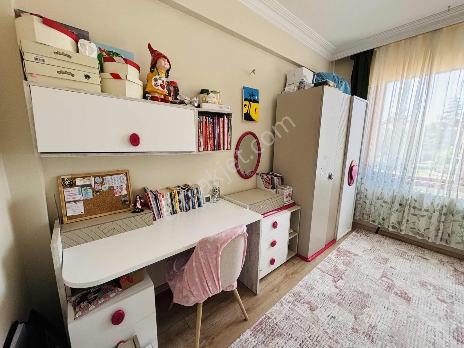 Meram Alavardı'da Zirve Sitesi'nde Krediye Uygun Bakımlı 3+1! - Görsel 14