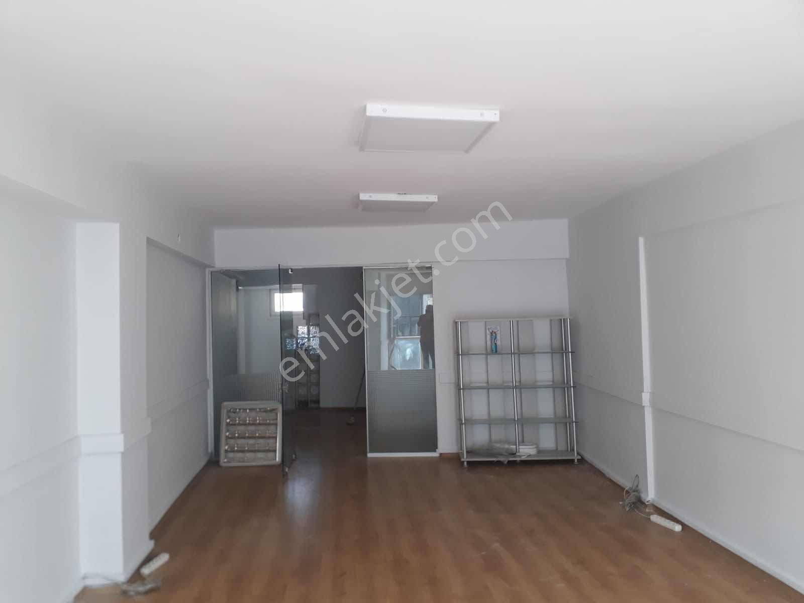 Söğütlüçeşme Cad. Üzerinde, Çift Cepheli Satılık Ofis Katı - Görsel 8