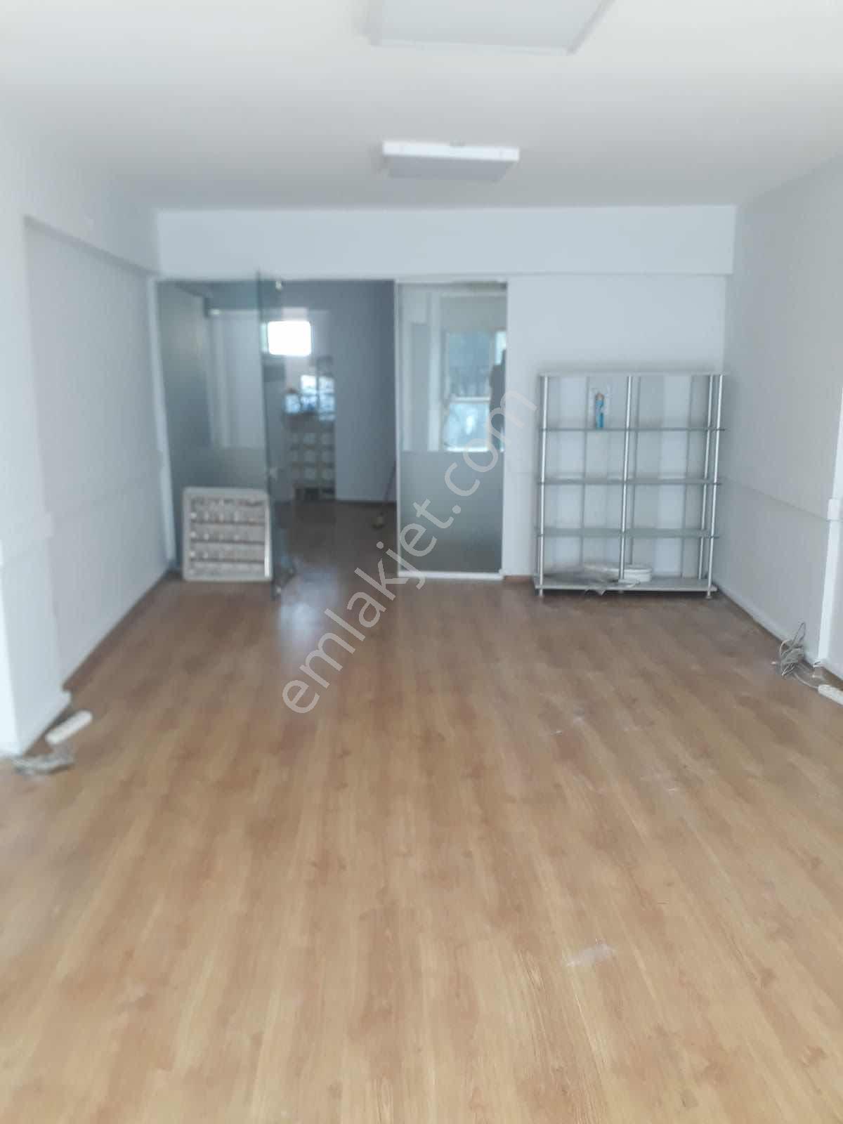 Söğütlüçeşme Cad. Üzerinde, Çift Cepheli Satılık Ofis Katı - Görsel 9