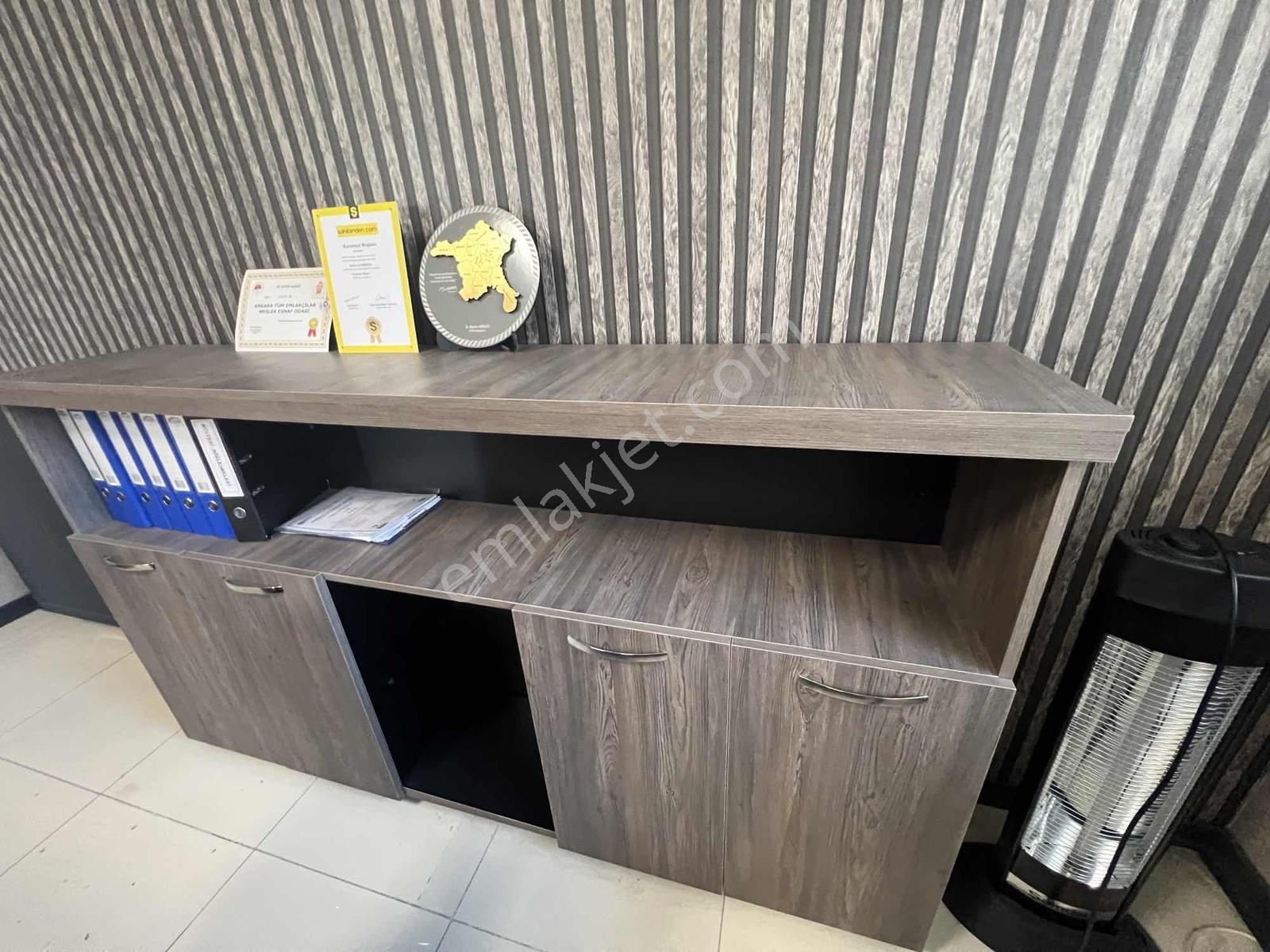 Etimesgut Alsancak Mah. İçi Yenilenmiş Geniş Emlak Ofisi - Görsel 8