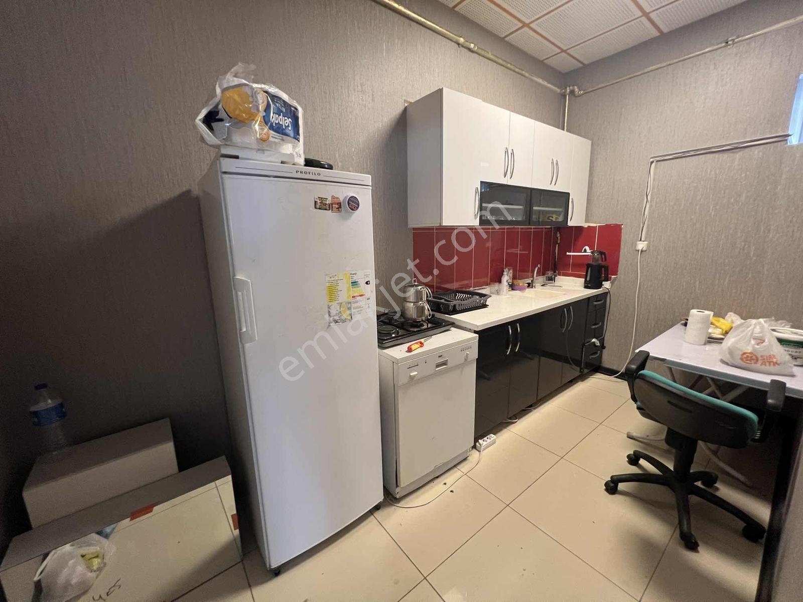 Etimesgut Alsancak Mah. İçi Yenilenmiş Geniş Emlak Ofisi - Görsel 10