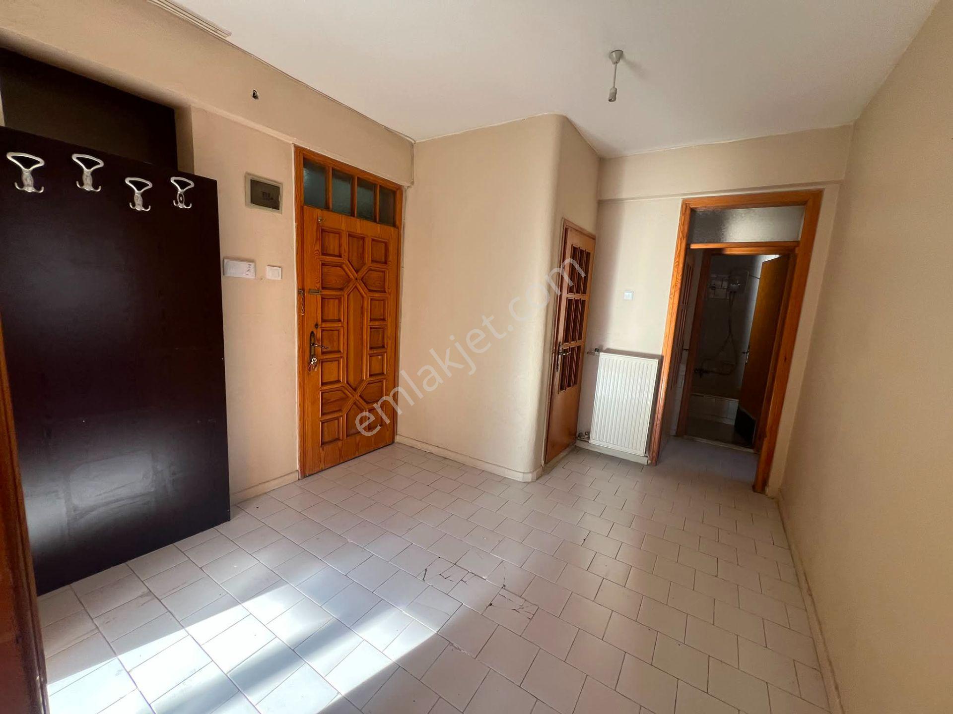 Star'dan Binkonut Mah Satılık 2+1 Site İçinde Daire - Görsel 31