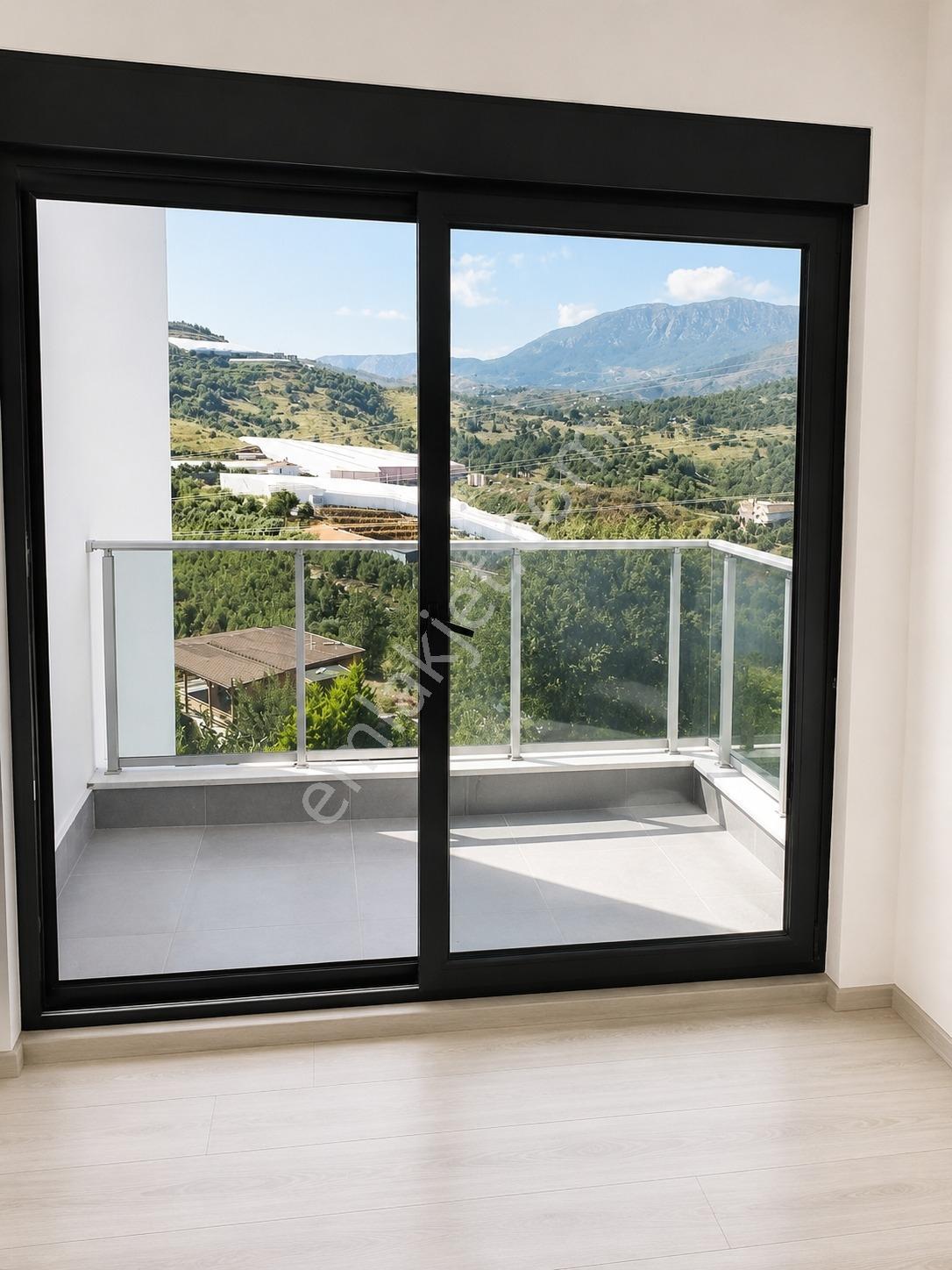 Alanya Demirtaş 2+1 90 M2 Lüks Kompleks Sitede Full Aktivite - Görsel 2
