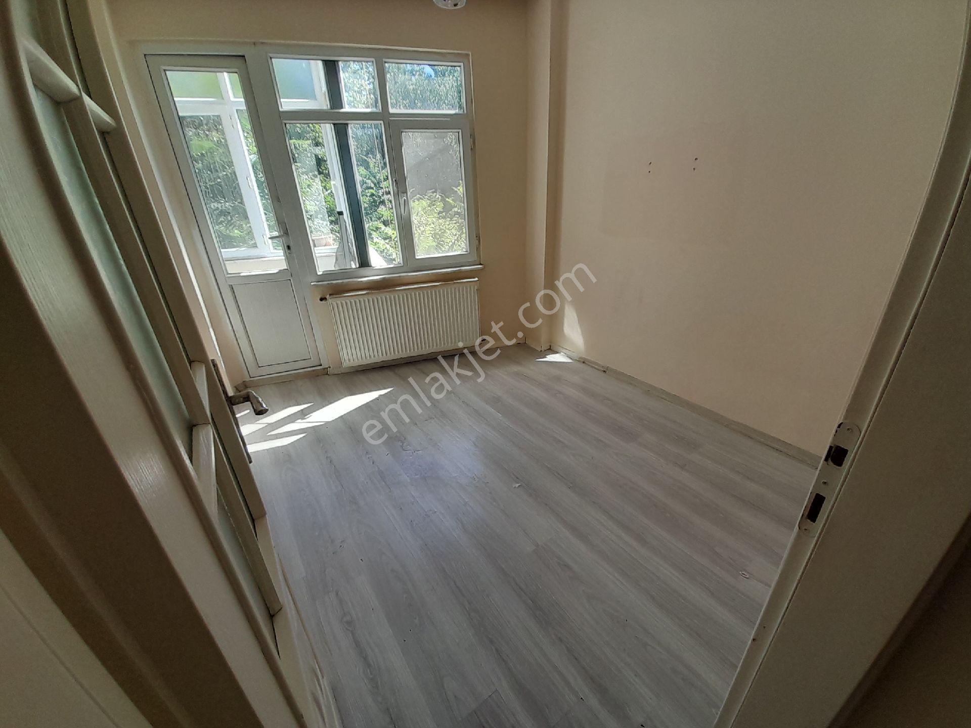 Kocamustafapaşa Saka Sok 1.5+1 Kat 1 Temız Kiralık Daıre - Görsel 9