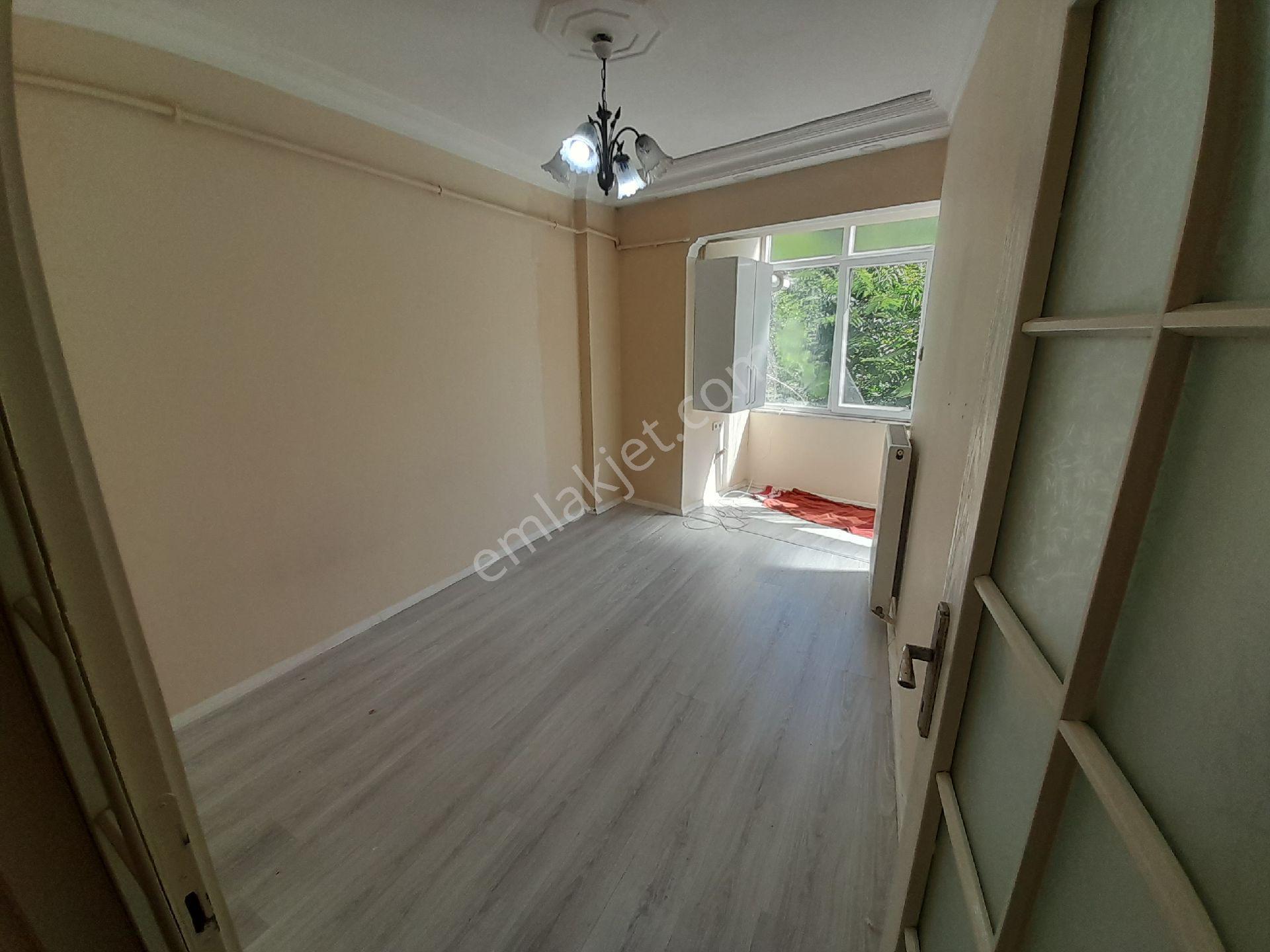 Kocamustafapaşa Saka Sok 1.5+1 Kat 1 Temız Kiralık Daıre - Görsel 8