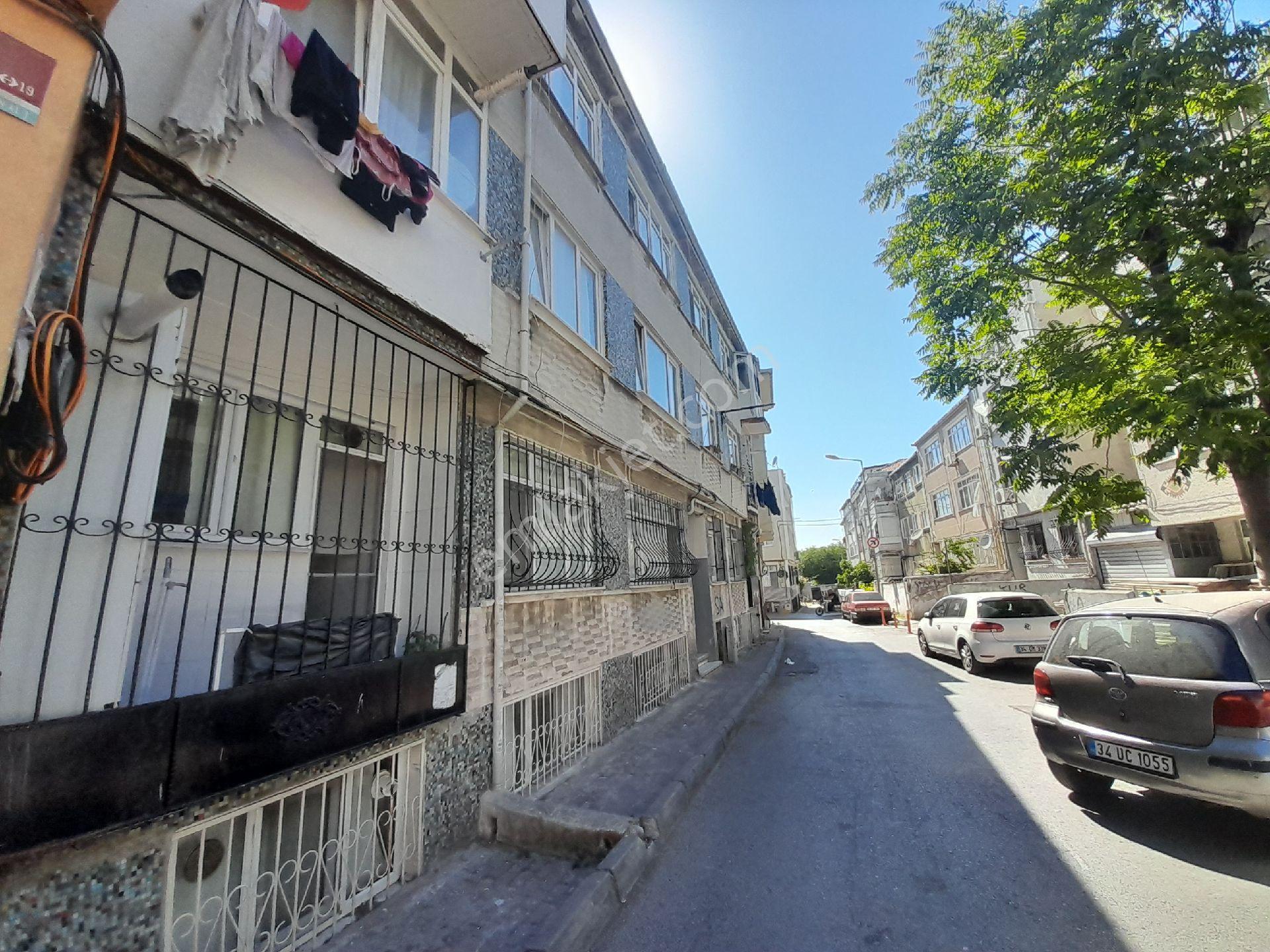 Kocamustafapaşa Saka Sok 1.5+1 Kat 1 Temız Kiralık Daıre - Görsel 30