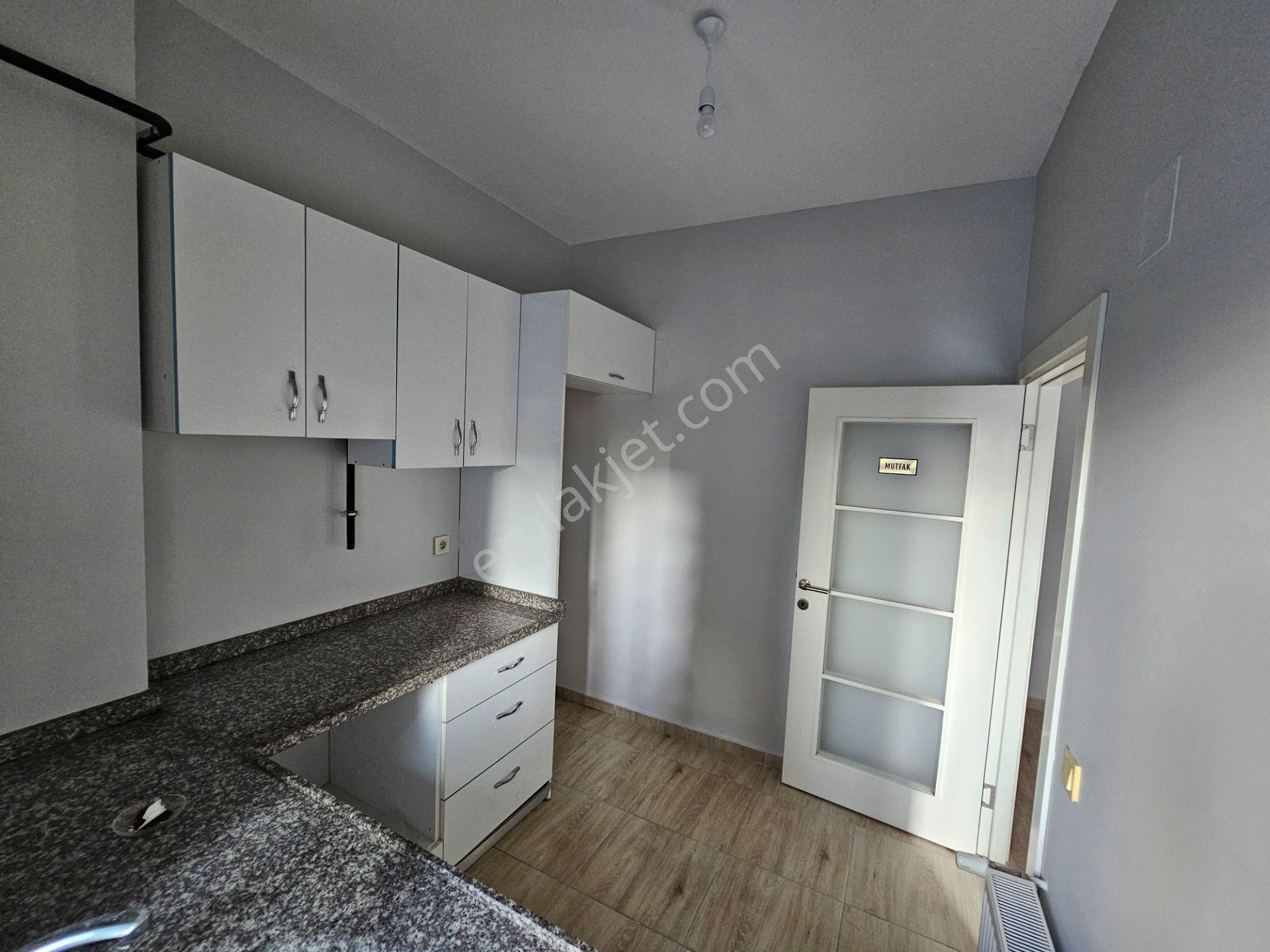 Yenişehir Menteş'te 2. Çevre Yolu Cepheli Teraslı Kiralık 2+1 Ofis - Görsel 17