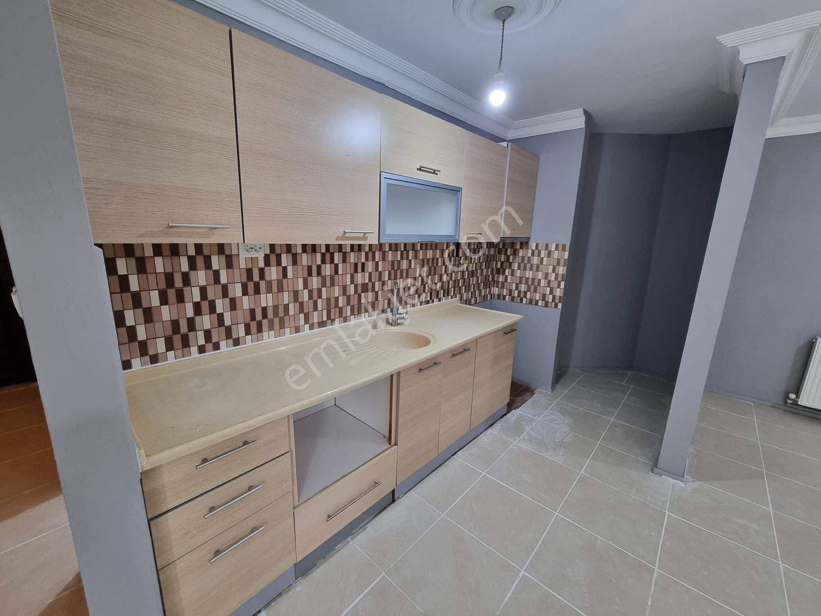 Yalı Mah.de Denize Sıfır Konumda Bahçe Kullanımlı 2+1 Daire - Görsel 17