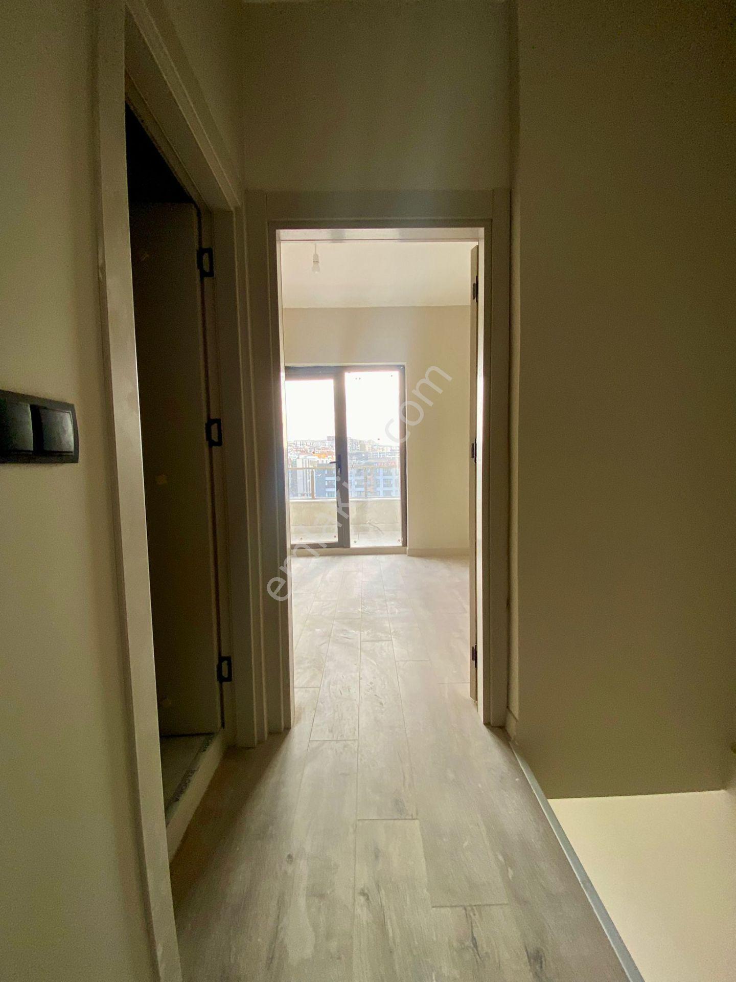 Görükle Kiralık 1+1 Manzaralı Ana Caddeye Cephe Sıfır Daire - Görsel 17