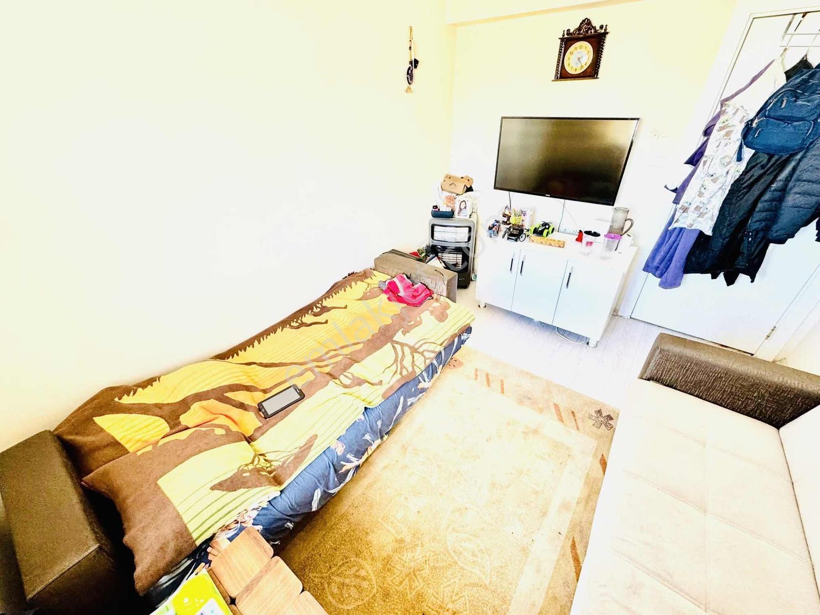 Fiyat Düştü Acill Satılık Çift Asansörlü Daire... - Görsel 17