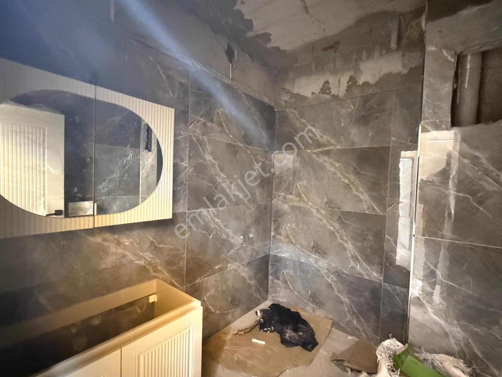 Emre Gm/den Şehir Manzaralı Kapalı Otoparklı Ara Kat Daire - Görsel 14