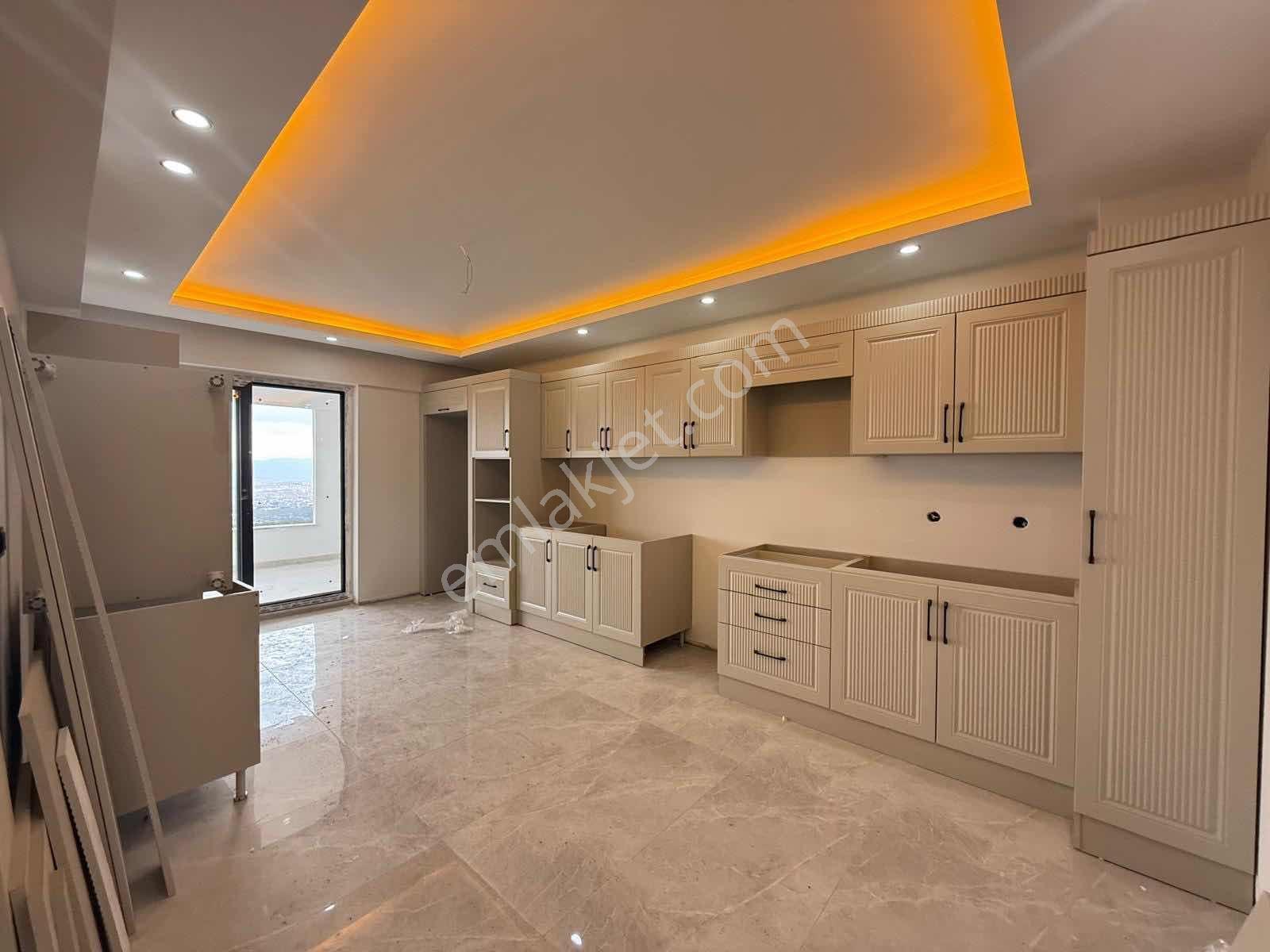 Emre Gm/den Şehir Manzaralı Kapalı Otoparklı Ara Kat Daire - Görsel 25