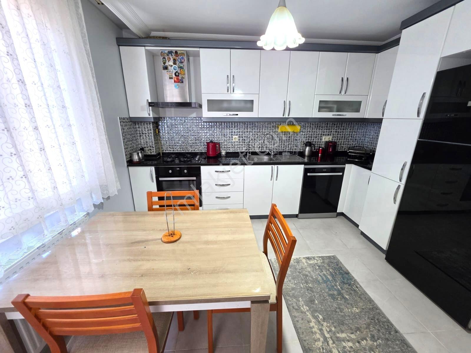 Tuzla Yayla Mahallesinde Merkezde Fulll Eşyalı 2+1 Kiralık Daire - Görsel 26