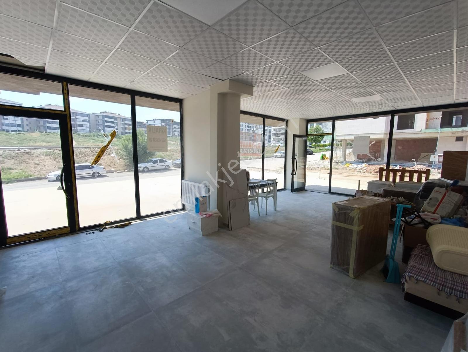 Lobby Fortisten Karahasanlı Da 100 M2 Kiralık İşyeri - Görsel 22