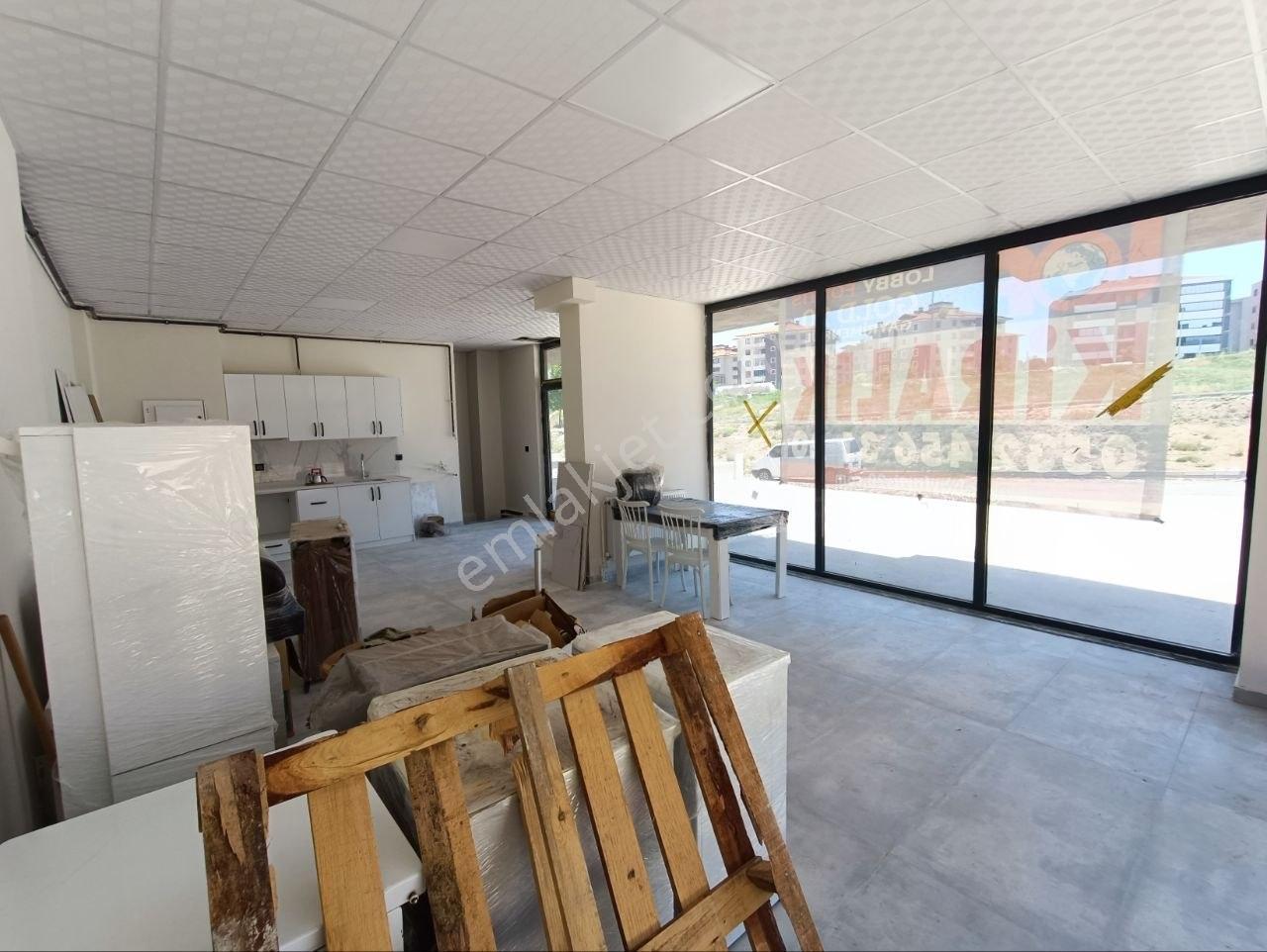 Lobby Fortisten Karahasanlı Da 100 M2 Kiralık İşyeri - Görsel 4
