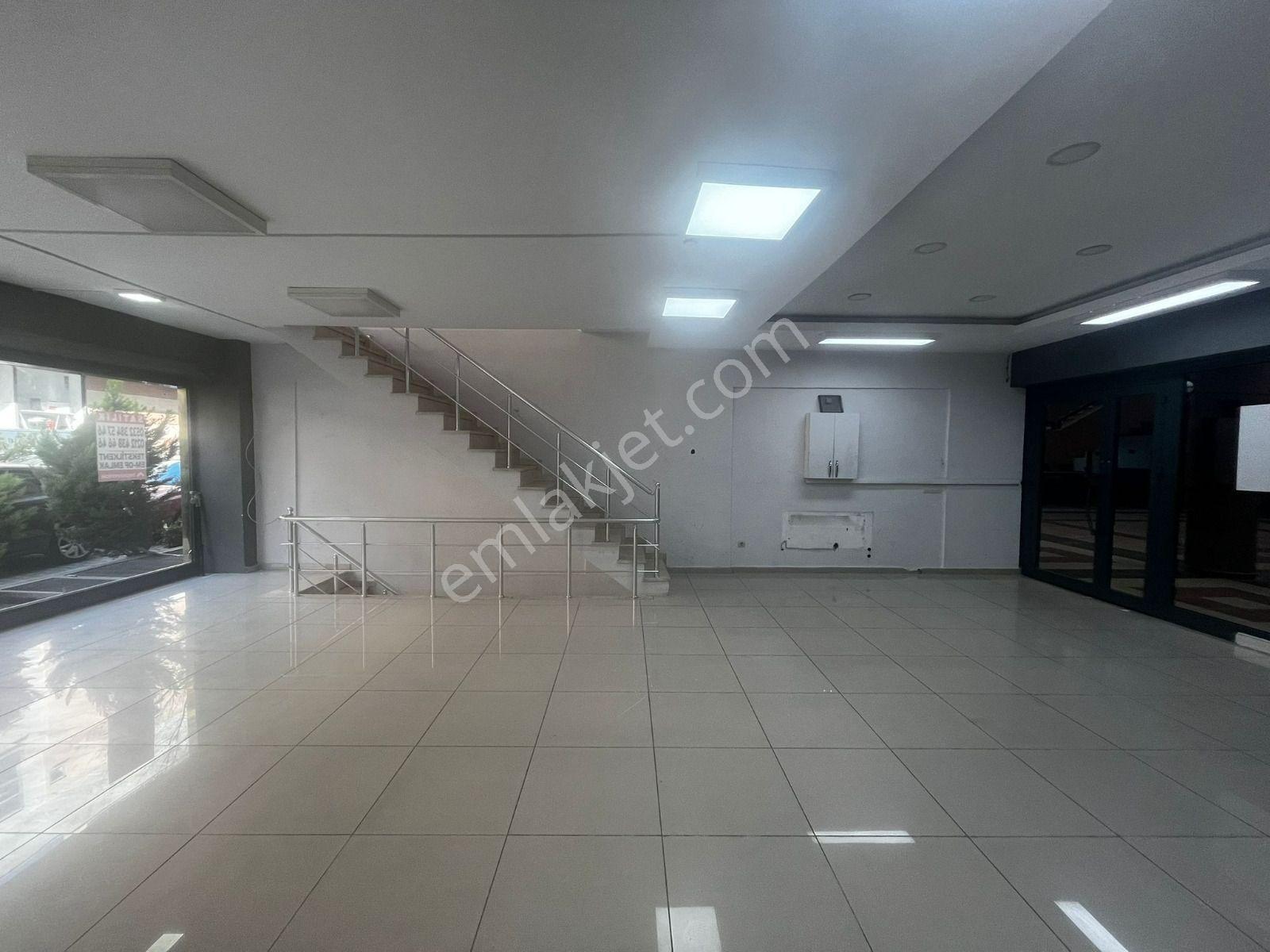 Metroya Yakın Muhteşem Konumda Masrafsız 370 M² Kiralık İş Yeri - Görsel 6