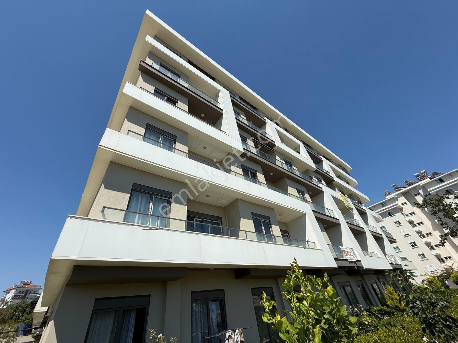 Alanya Avsallar Cadde Üzeri Sıfır Satılık 1+1 Daire - Görsel 20