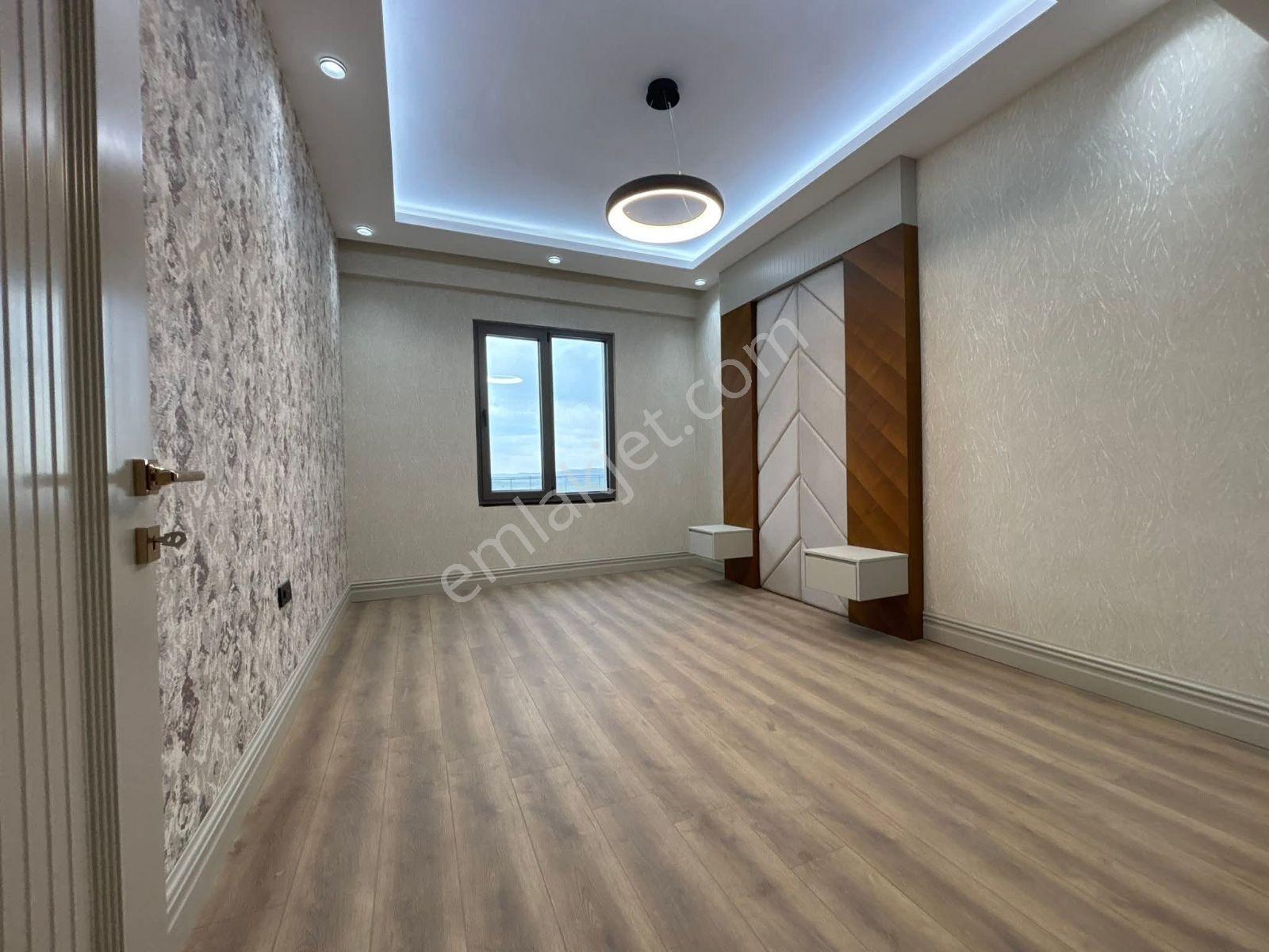 Göbeklitepe Emlaktan Kiralık Ultra Lüks Daire - Görsel 10