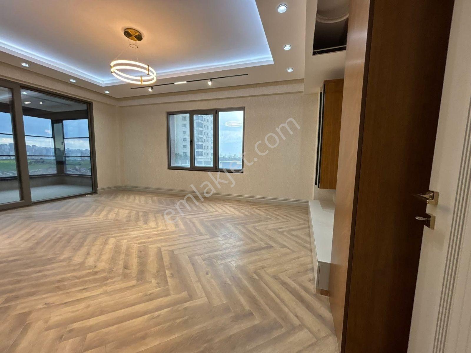 Göbeklitepe Emlaktan Kiralık Ultra Lüks Daire - Görsel 33