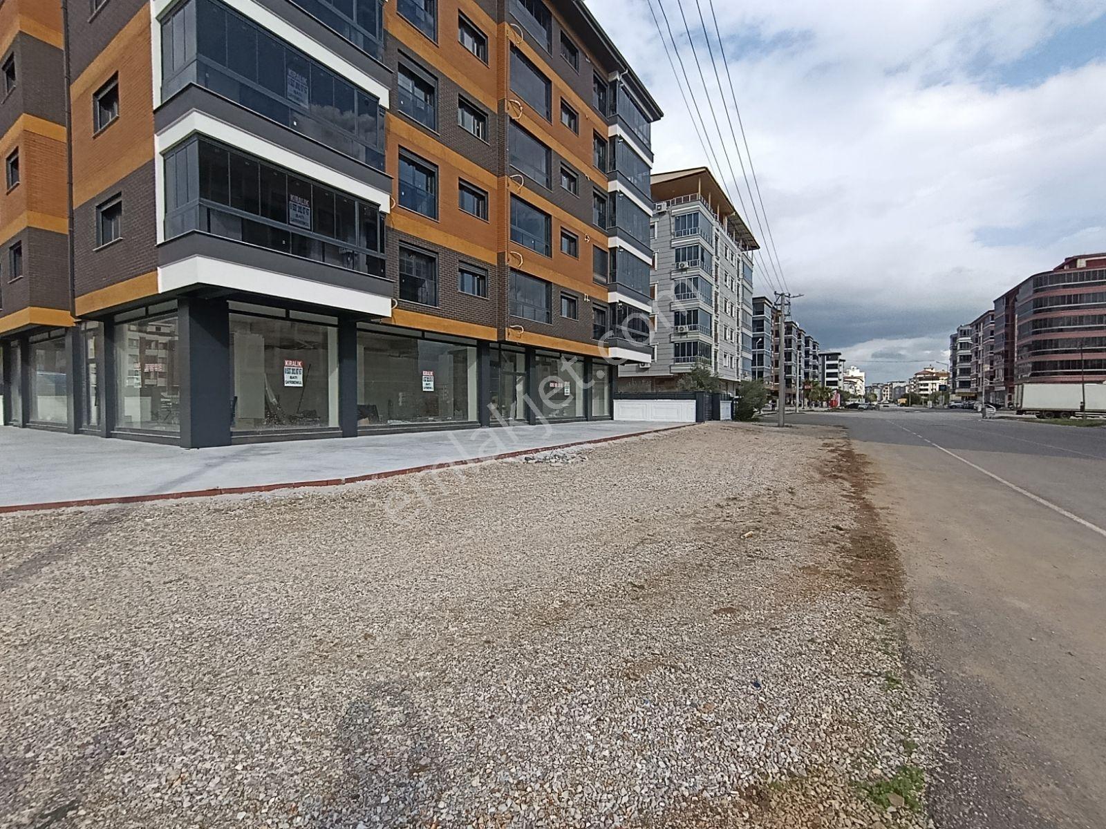 Torbalı Batı Gayrimenkul Den Kiralık Köşe Başı Dükkan - Görsel 5