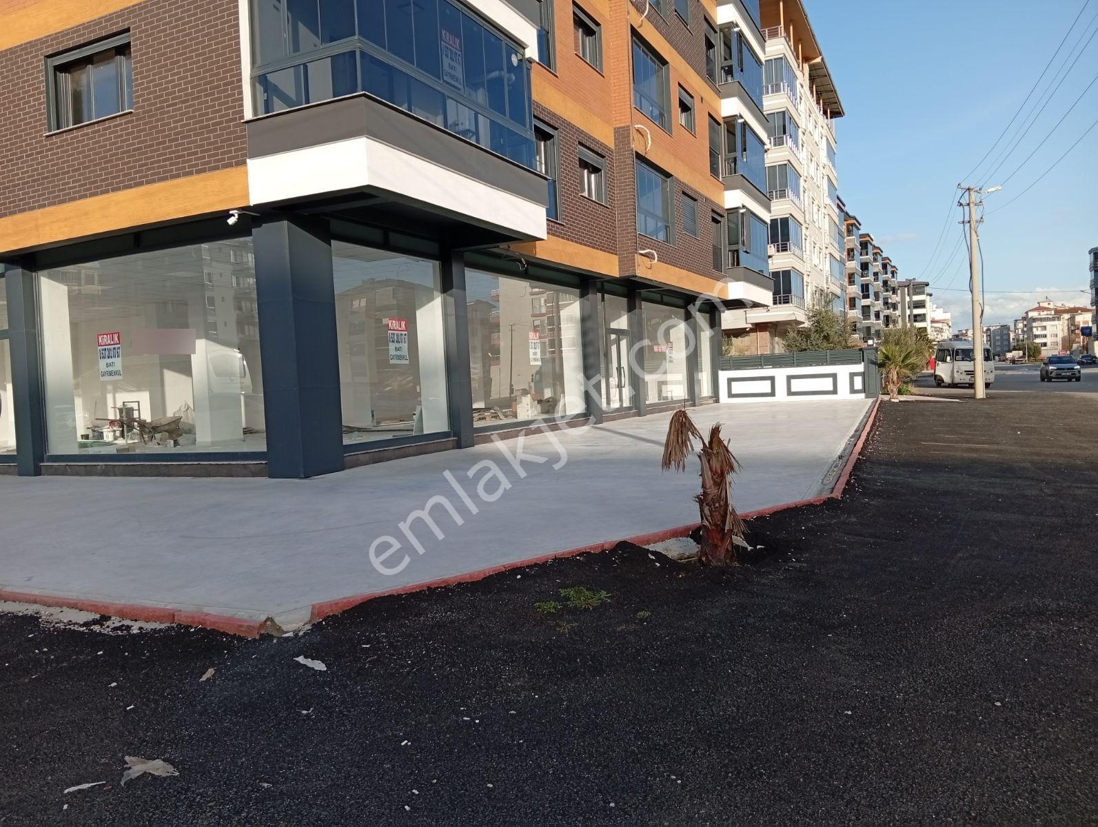 Torbalı Batı Gayrimenkul Den Kiralık Köşe Başı Dükkan - Görsel 14