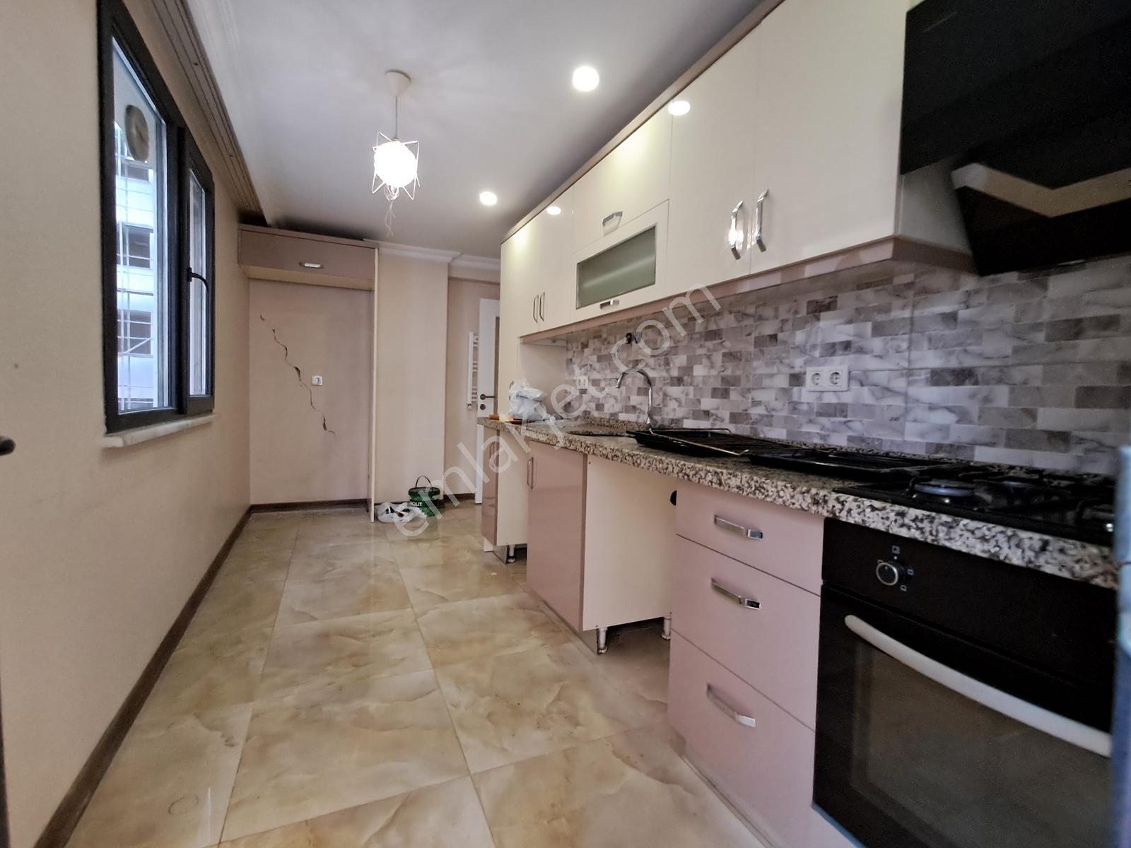 Bahçelievler Yıldız Zöhre Cami Yakını 3+1 Kiralık Daire 57000 Tl - Görsel 5