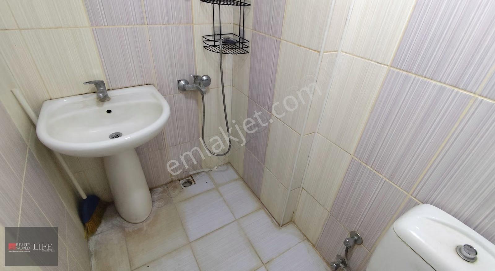 Rw Lıfe // Sütlüce Mah. Cadde Üstü 1+1 Satılık Apart - Görsel 18