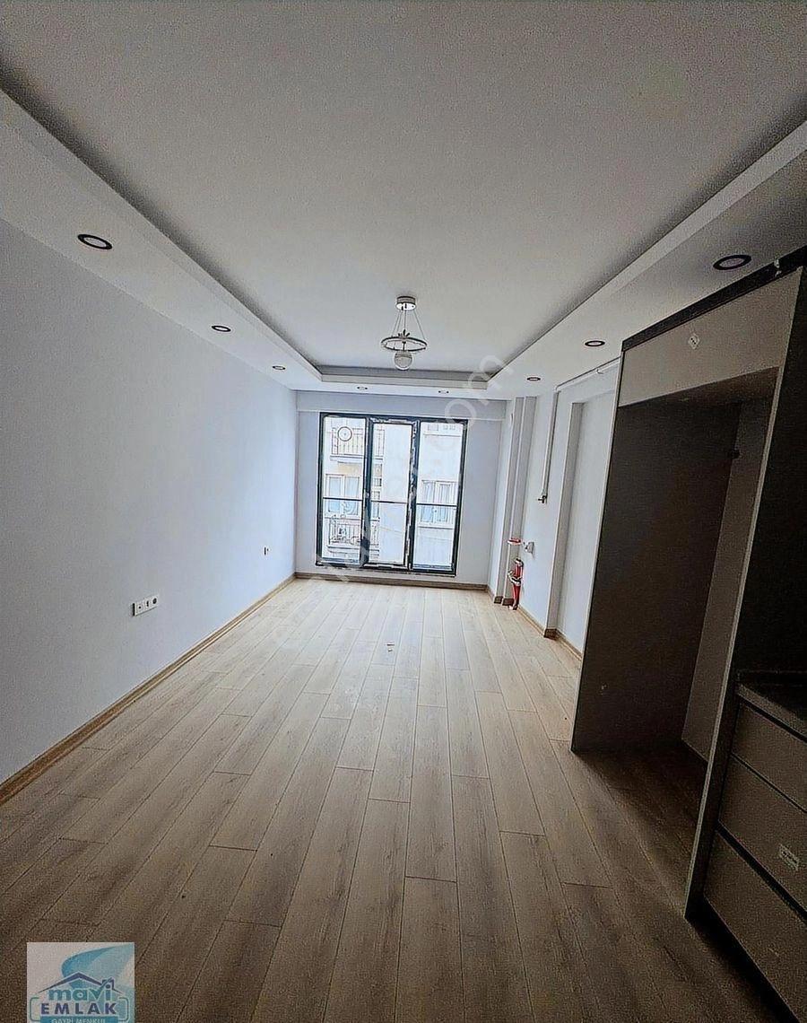 Mavi Emlaktan Atatürk Cad.belediye Karşı Arası 1+1 Lüx Satılık D - Görsel 24