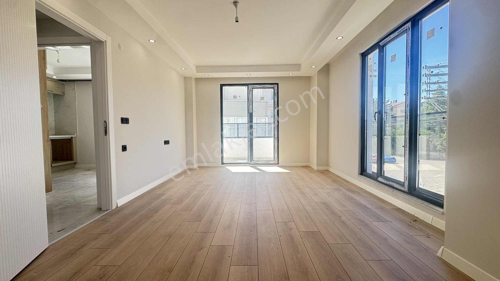 Tuzla Cad. Yakını 2+1 90m2 Lüks Arakat - Görsel 8