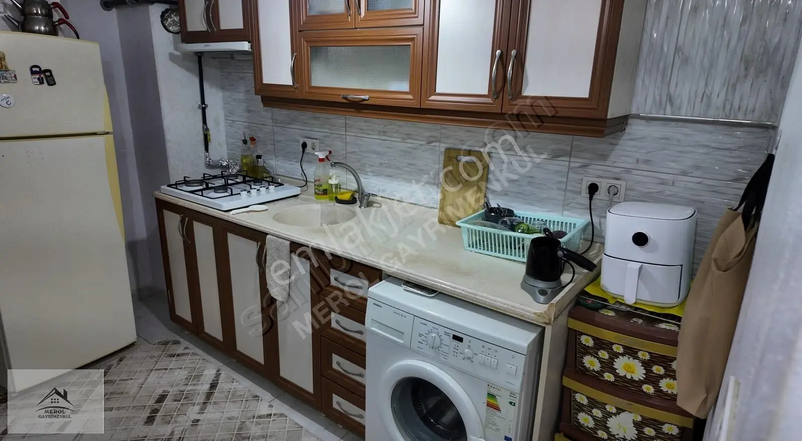 Bornova'nın Kalbinde Eşyalı 2+1 Kiralık Fırsat Daire - Görsel 4