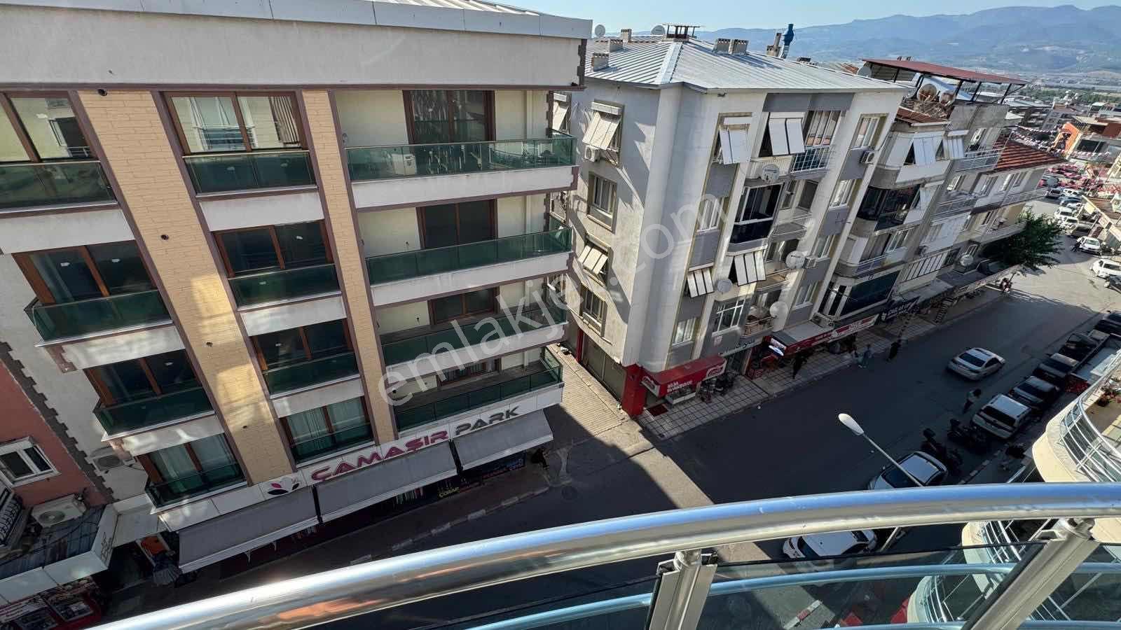 Erz'den Kemalpaşa'da Merkezi Konumda 125 M² Asansörlü 3+1 Daire - Görsel 20