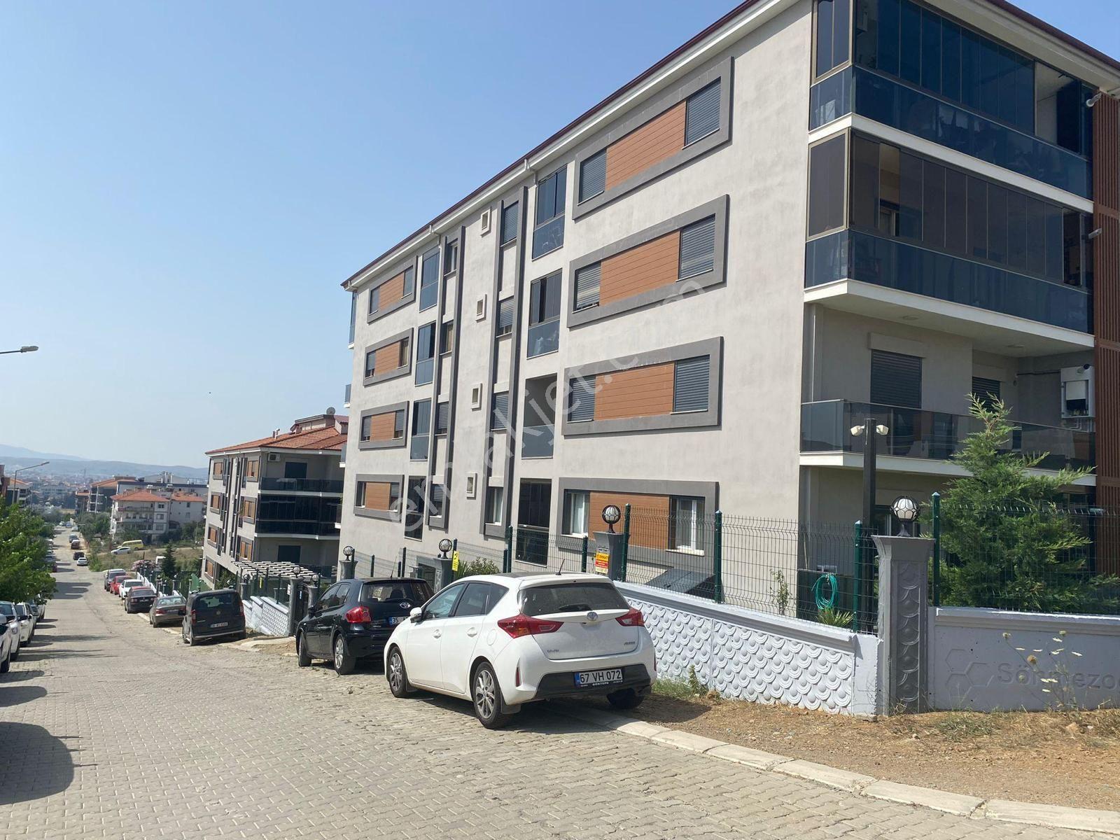 Karakayalarda Havuzlu Sitede Satılık Daire - Görsel 25