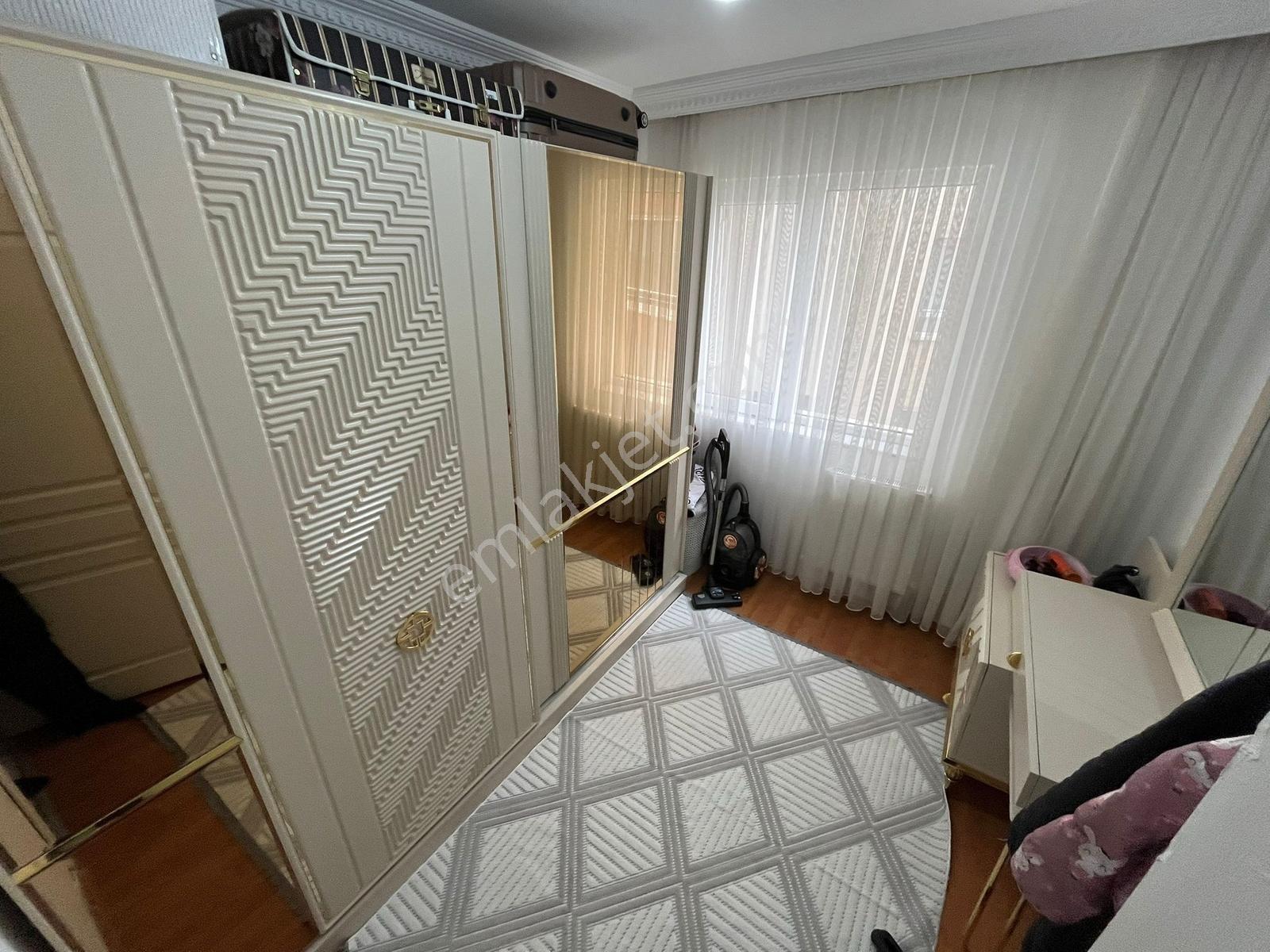 Atapark Mahallesinde Asansörlü 3.5+1 Giriş Kat Yapılı - Görsel 33